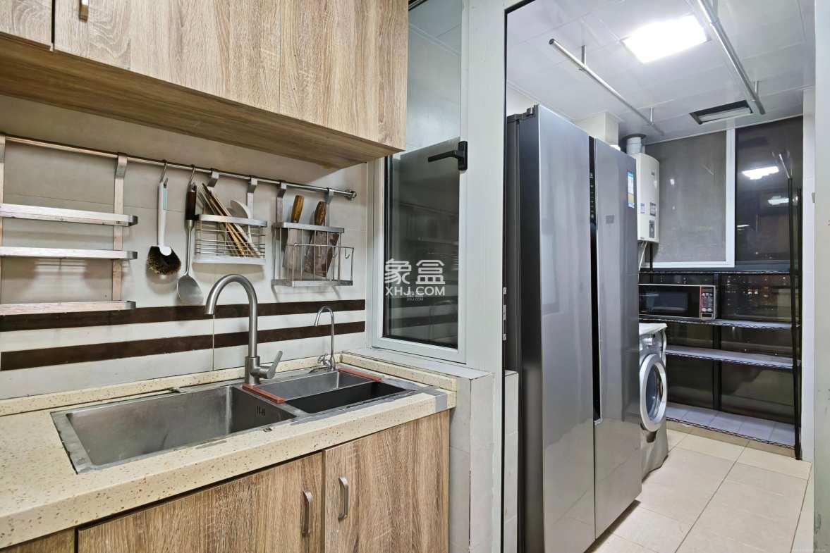 五矿万境水岸二期(五矿万境水岸和苑) 3室2厅2卫 3300.0元/月 五矿万境水岸二期(五矿万境水岸和苑) 3室2厅2卫 3300.0元/月室内图