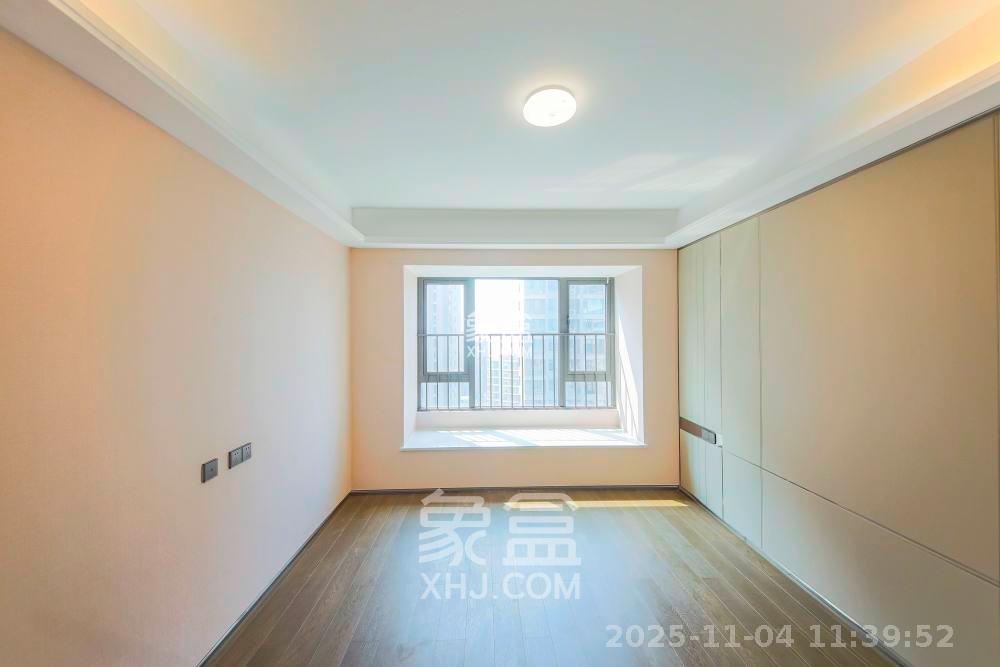 印湘江二（印江雅居）  3室2厅2卫    5500.0元/月室内图