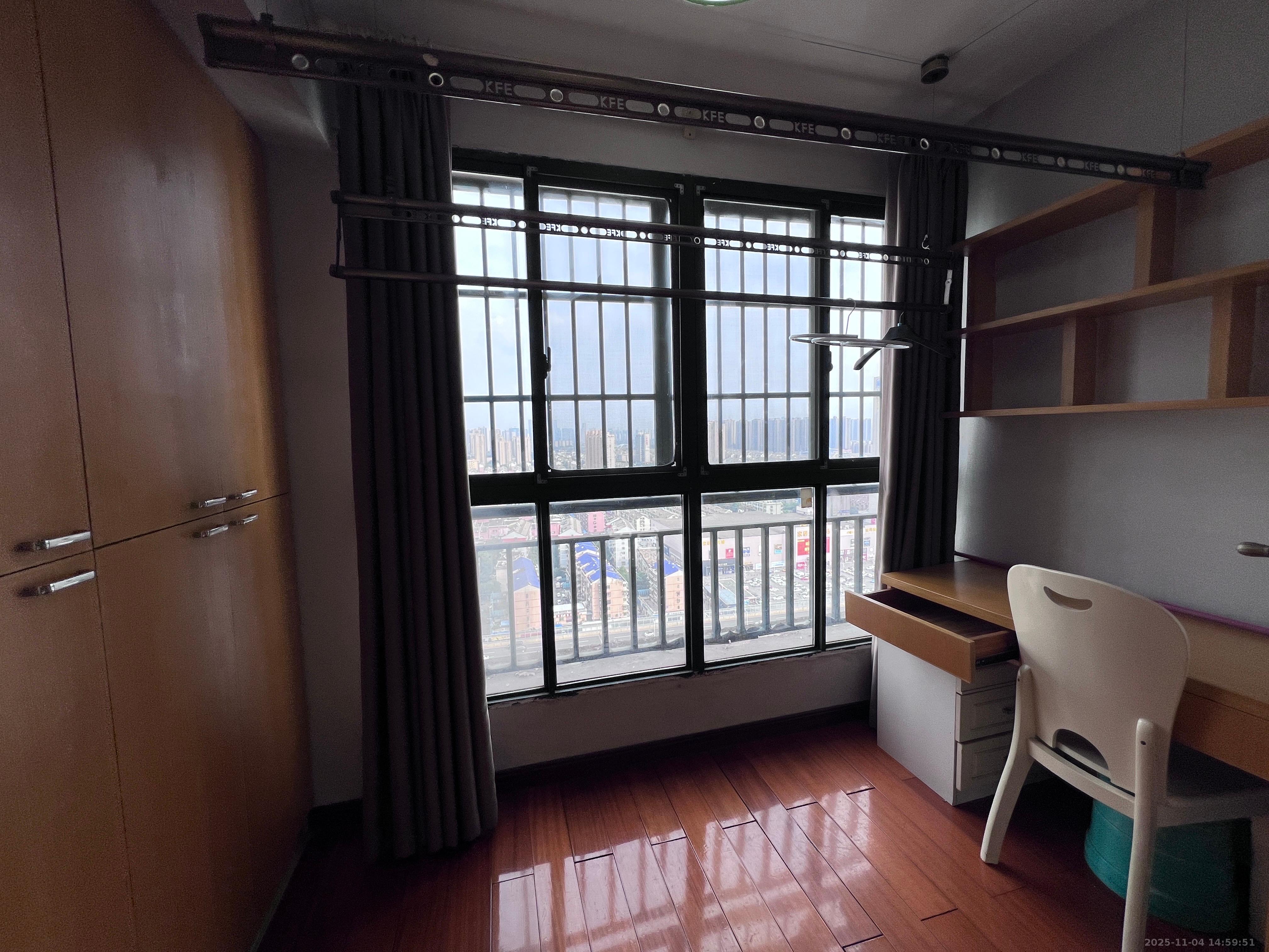 东玺门 2室2厅1卫 2500.0元/月 东玺门 2室2厅1卫 2500.0元/月室内图