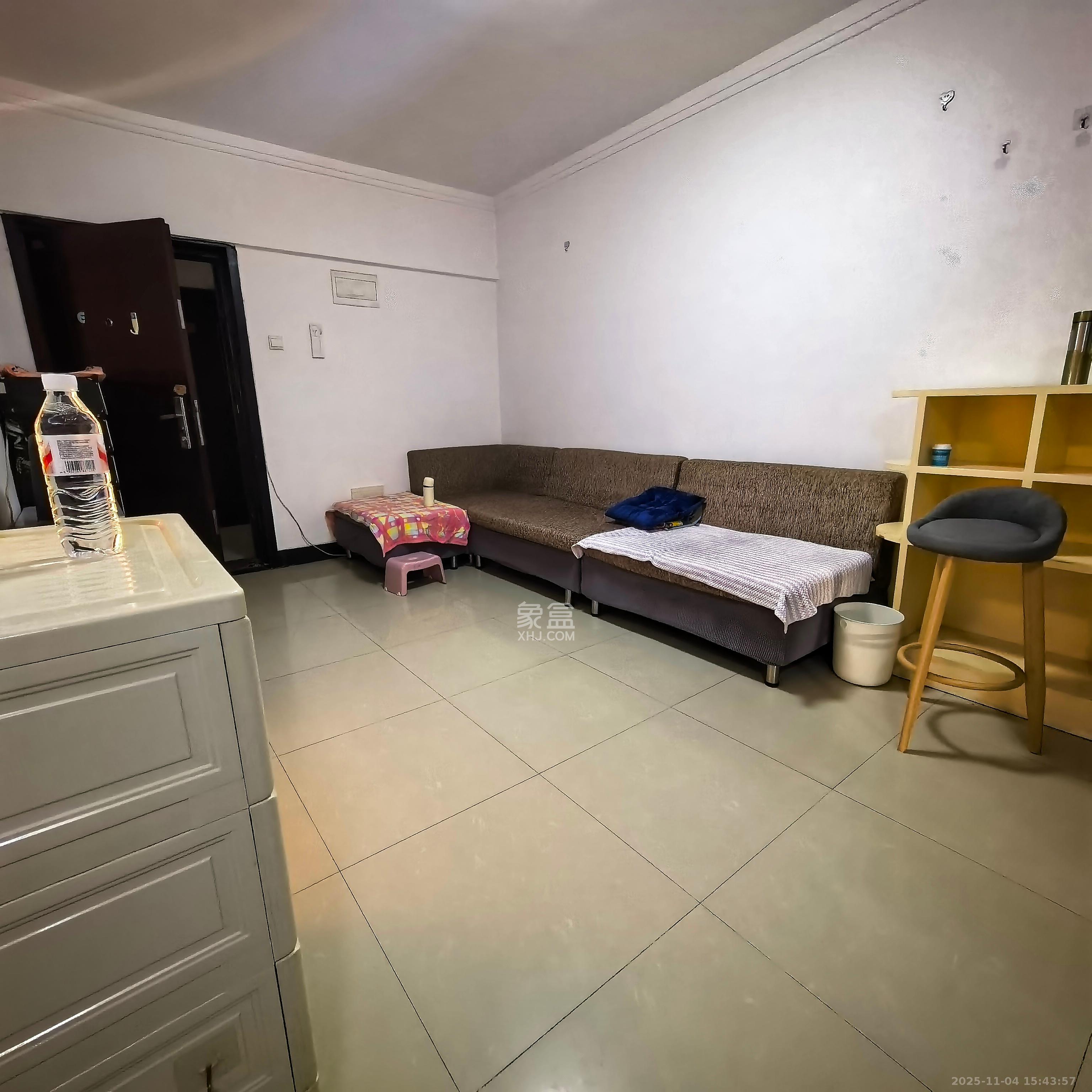 印象天心  1室1厅1卫    1850.0元/月室内图