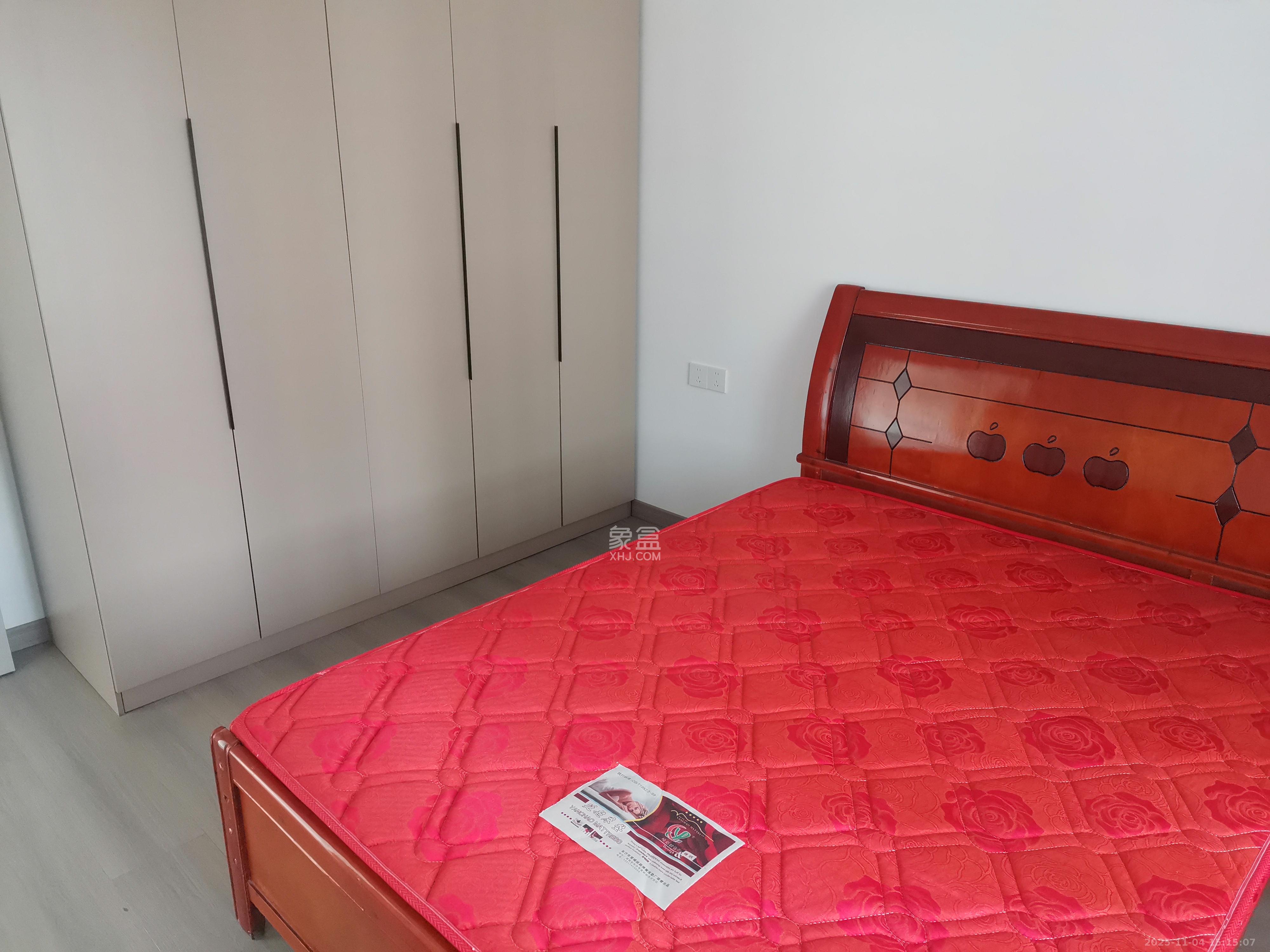 保利恒伟时光印象  3室2厅2卫    2600.0元/月室内图