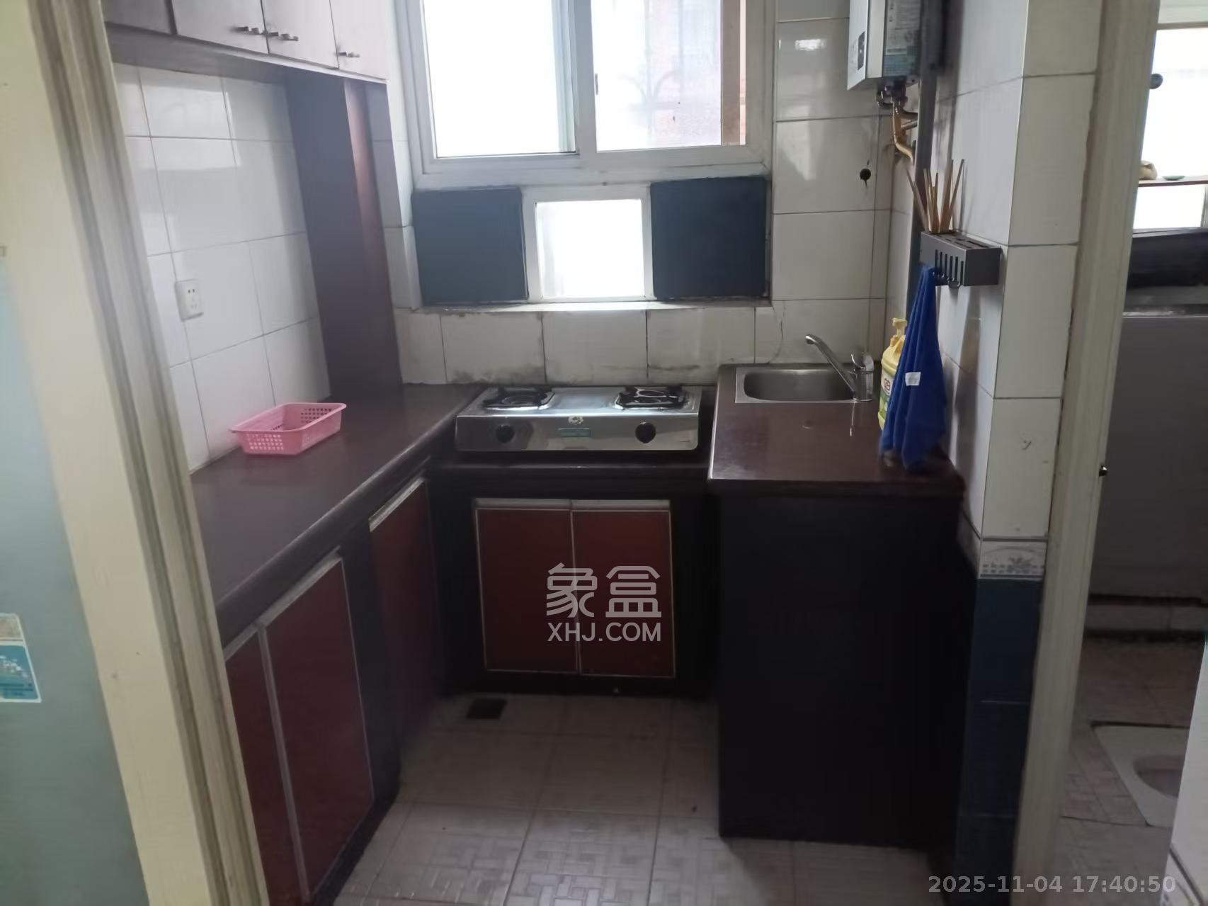 高桥新二号小区  2室1厅1卫    4800.0元/月室内图