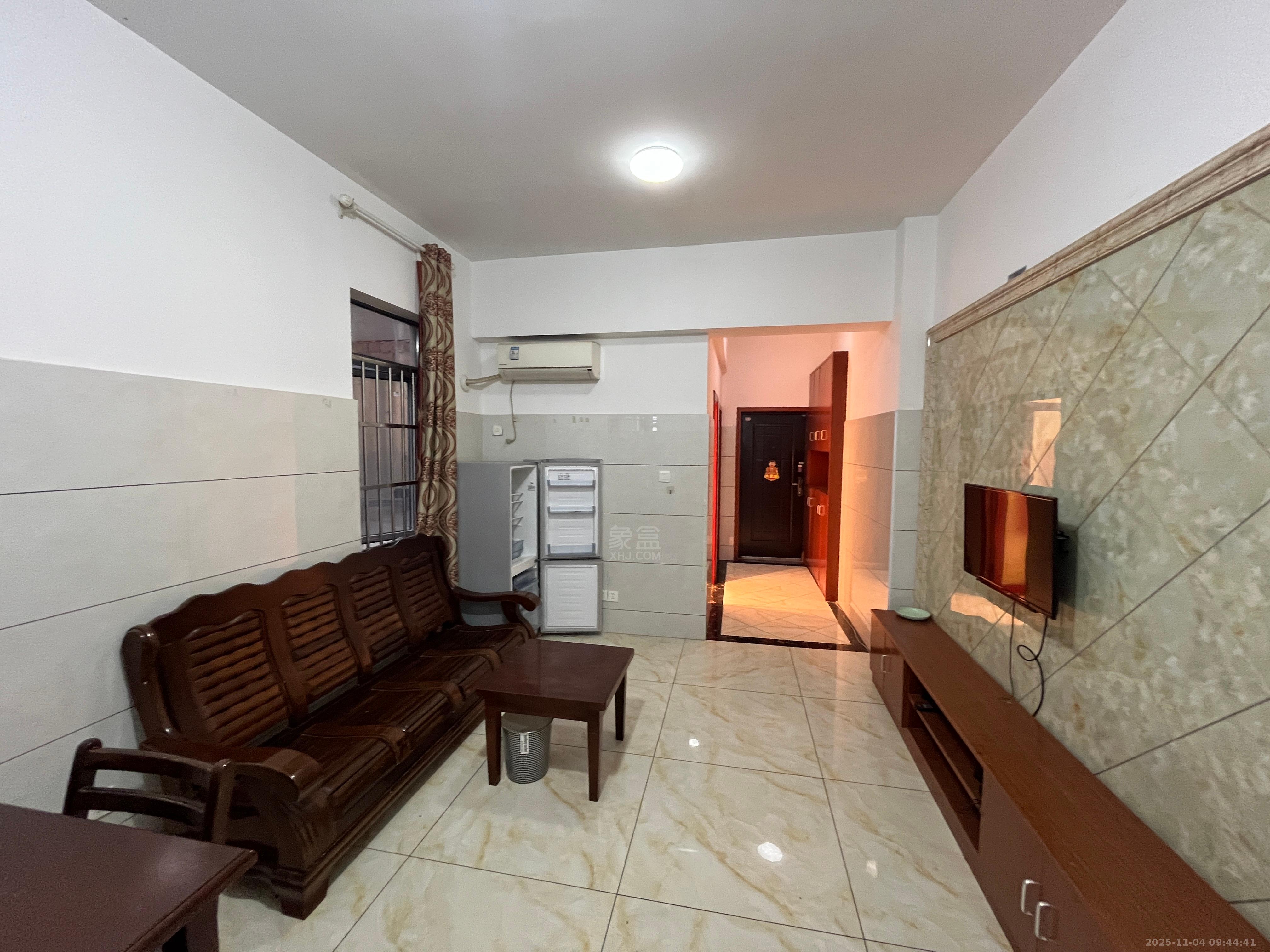 流金岁月-华晨国际  2室1厅1卫    1400.0元/月