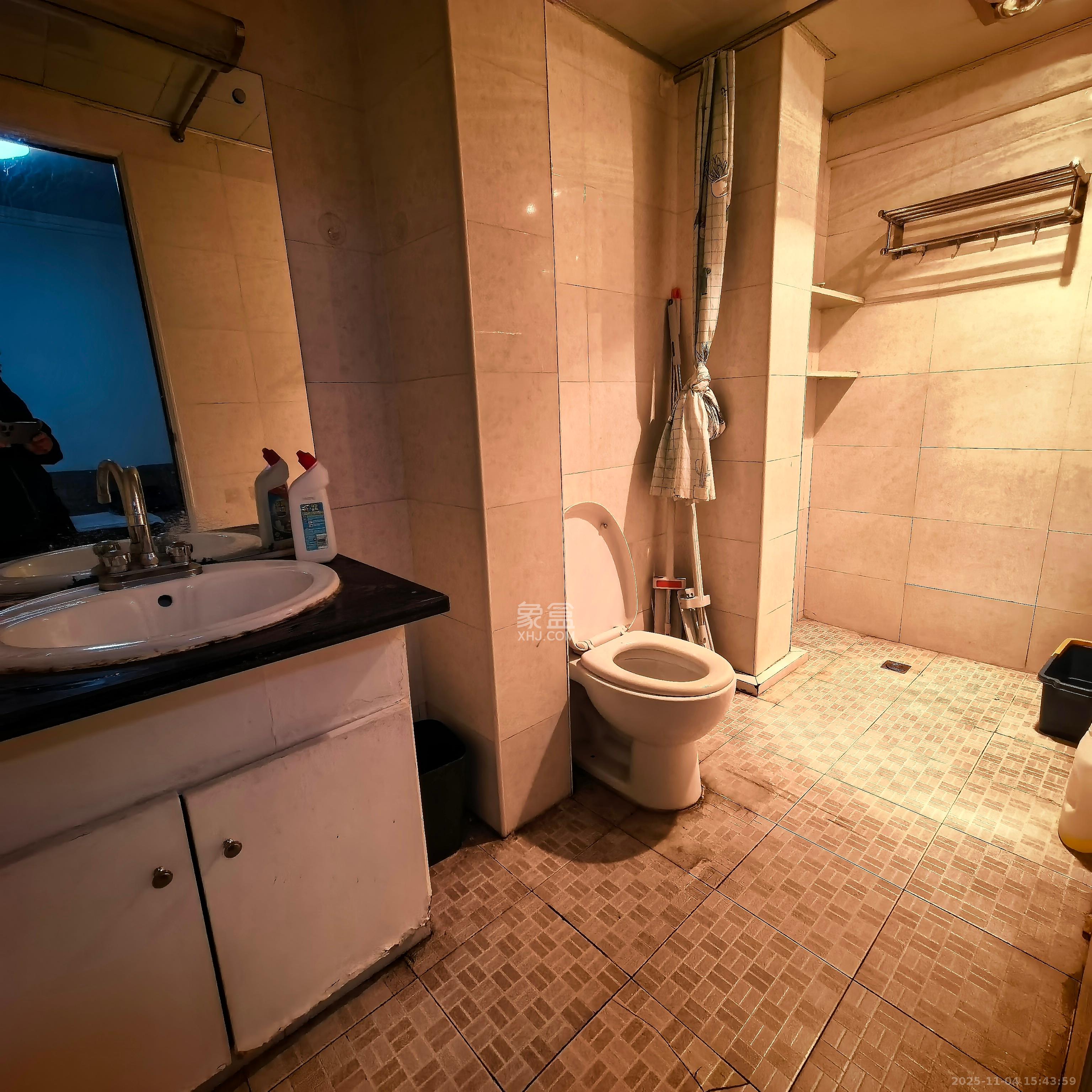 印象天心  1室1厅1卫    1850.0元/月室内图