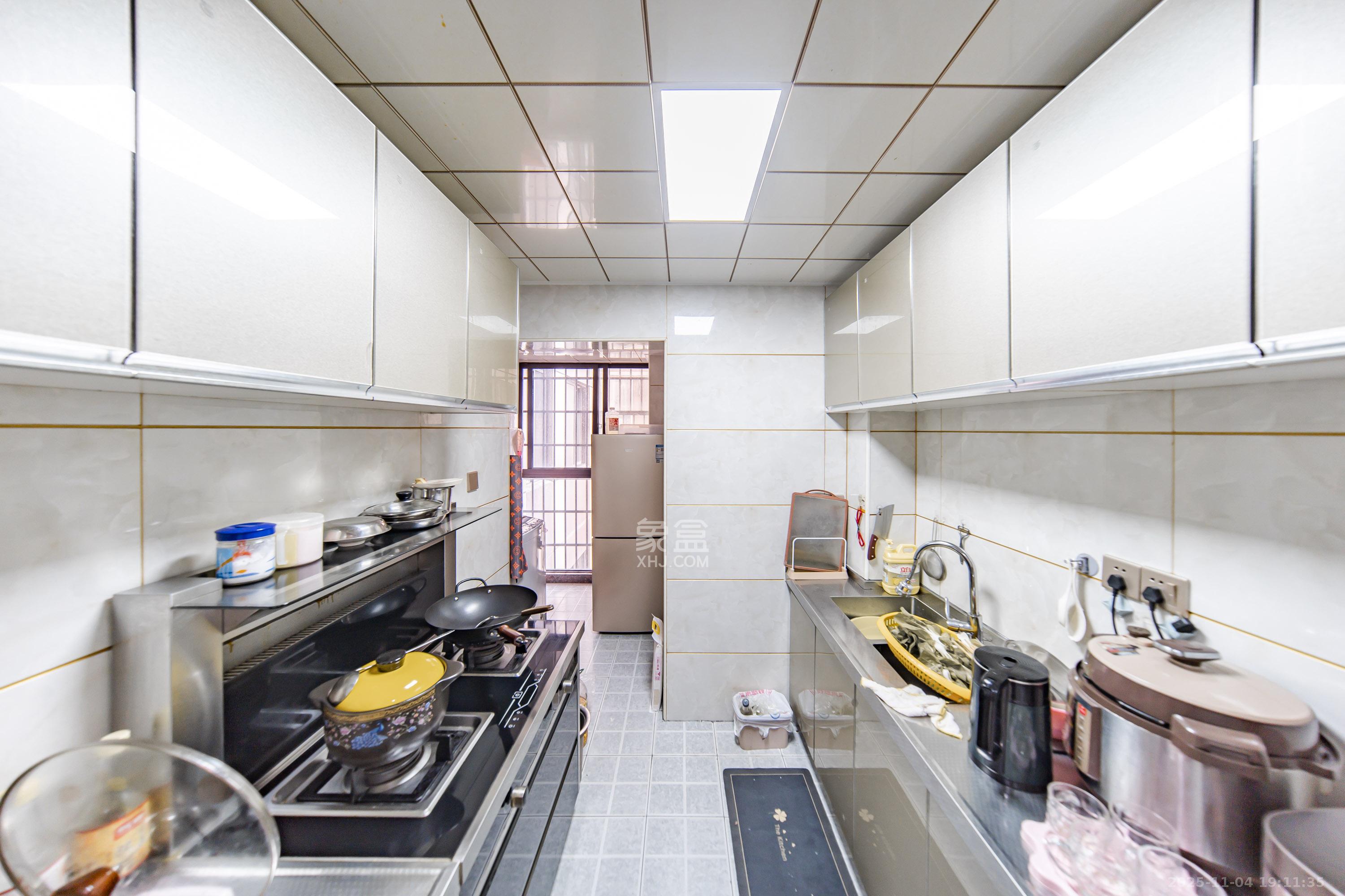 福泽园  2室1厅1卫    70.0万厨房