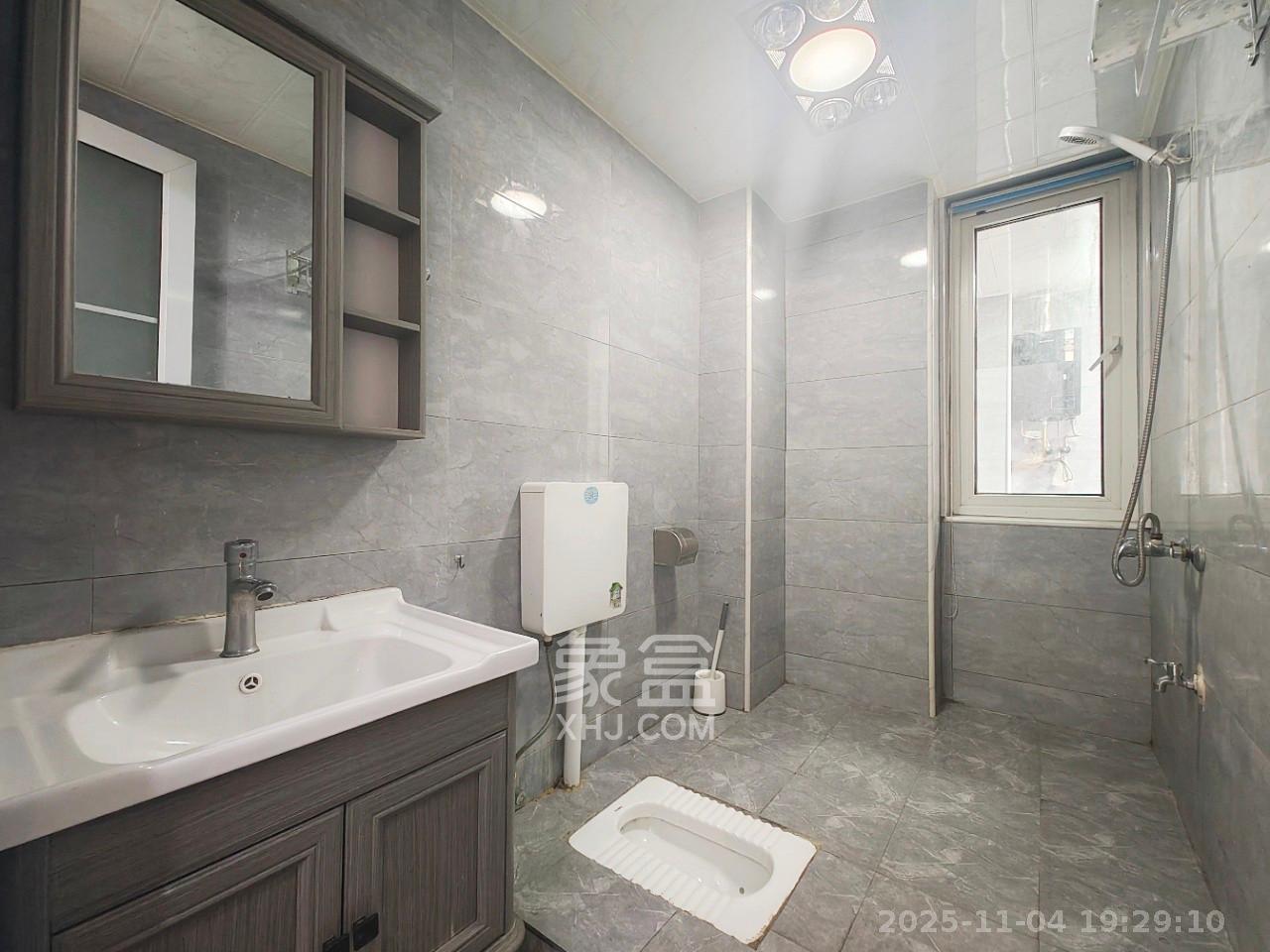 保利香槟国际 1室0厅0卫 2200.0元/月 保利香槟国际 1室0厅0卫 2200.0元/月室内图