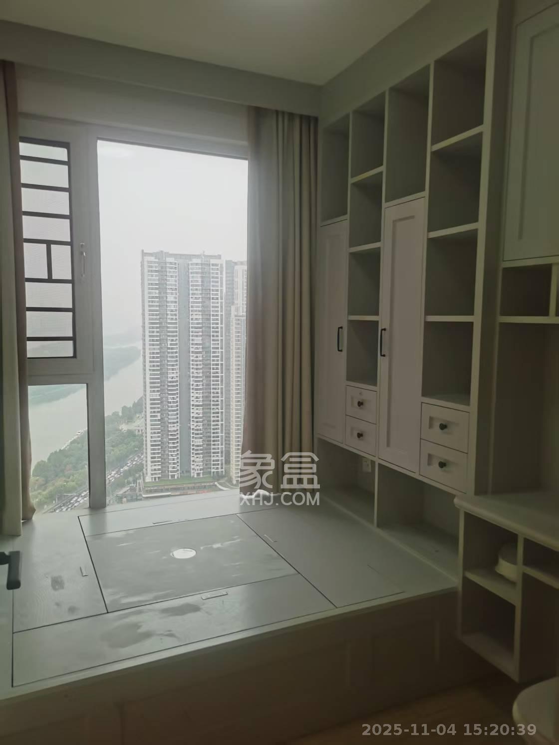 世茂外滩里(世茂铂翠湾三期) 3室2厅1卫 3800.0元/月 世茂外滩里(世茂铂翠湾三期) 3室2厅1卫 3800.0元/月室内图