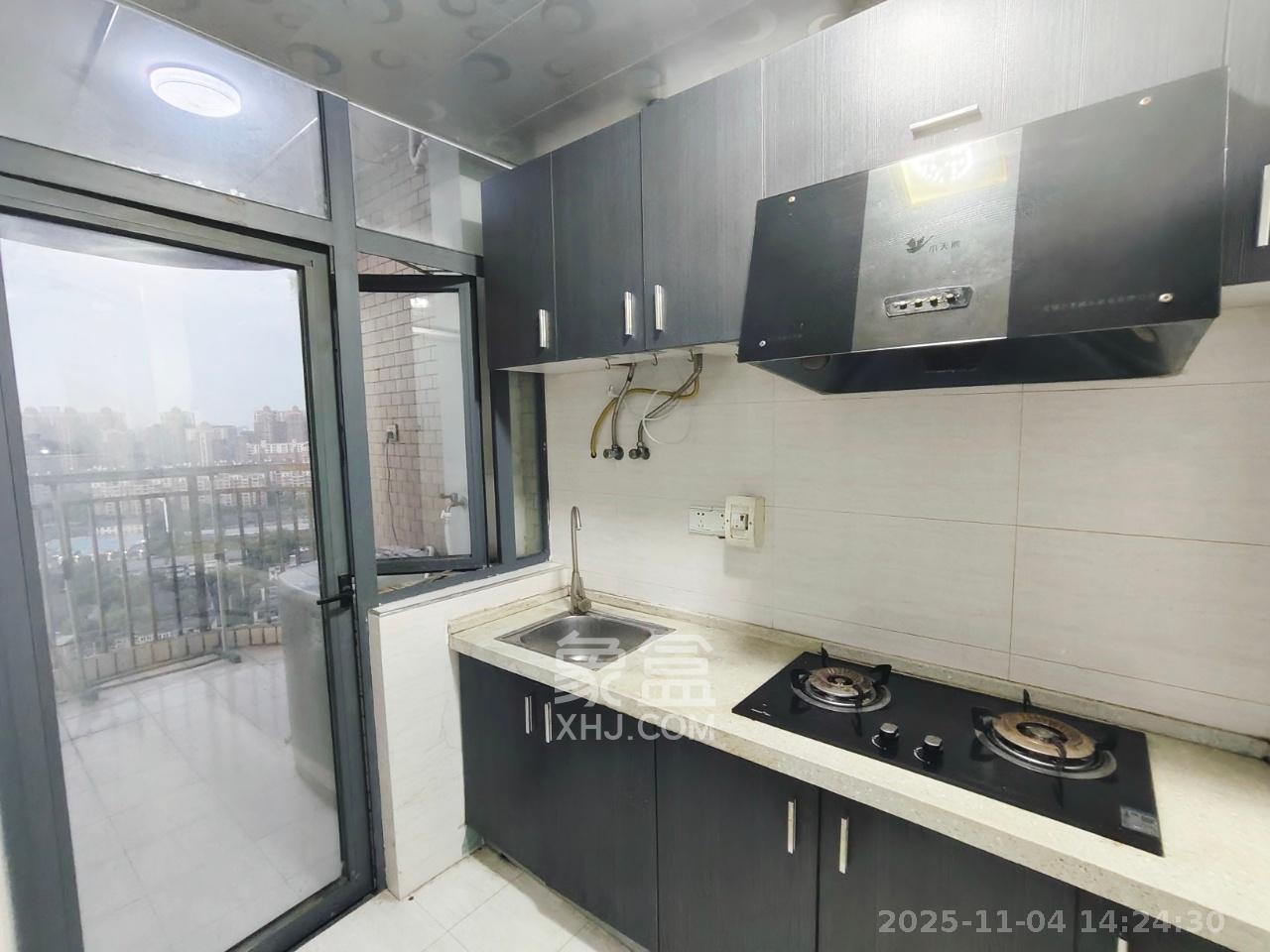 金领家族 1室1厅1卫 1450.0元/月 金领家族 1室1厅1卫 1450.0元/月室内图