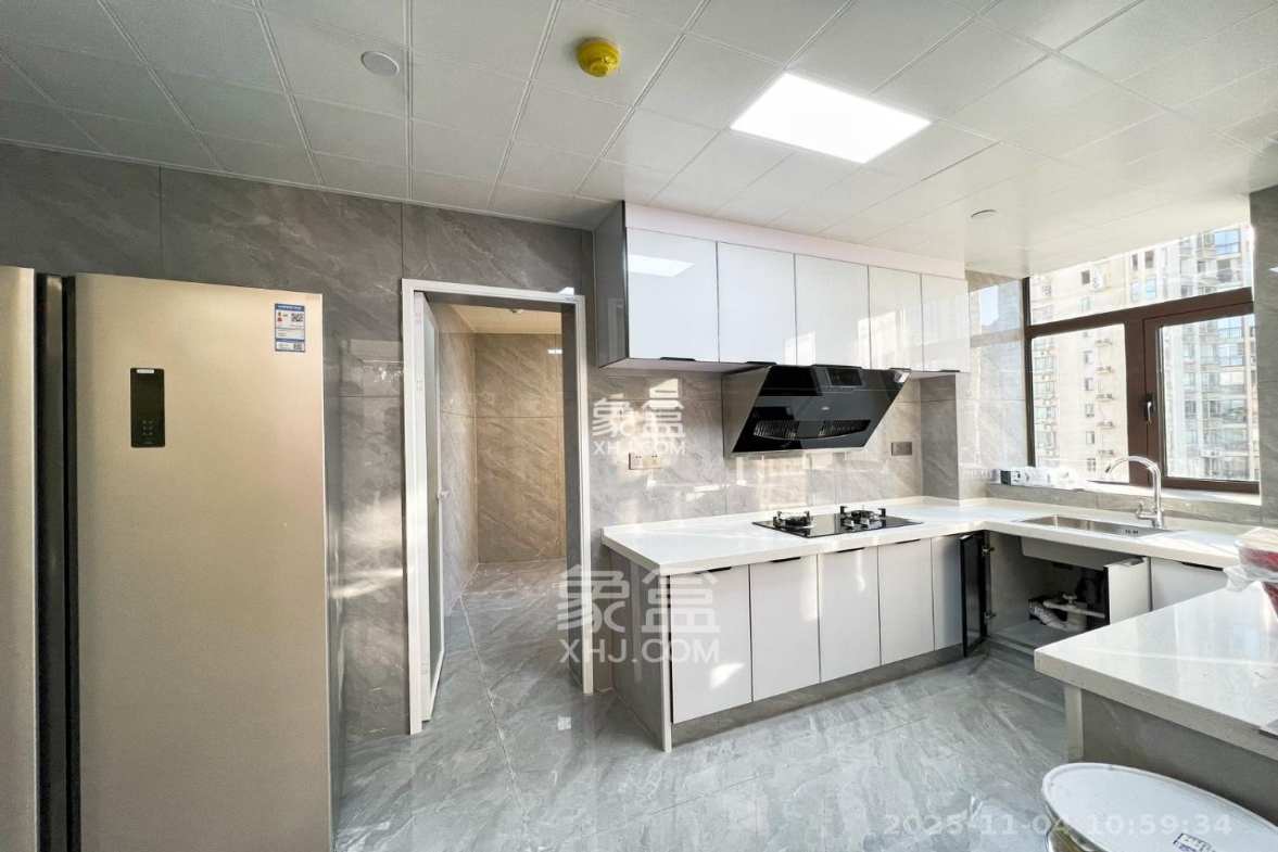 中建江山壹号 4室2厅1卫 12000.0元/月 中建江山壹号 4室2厅1卫 12000.0元/月室内图