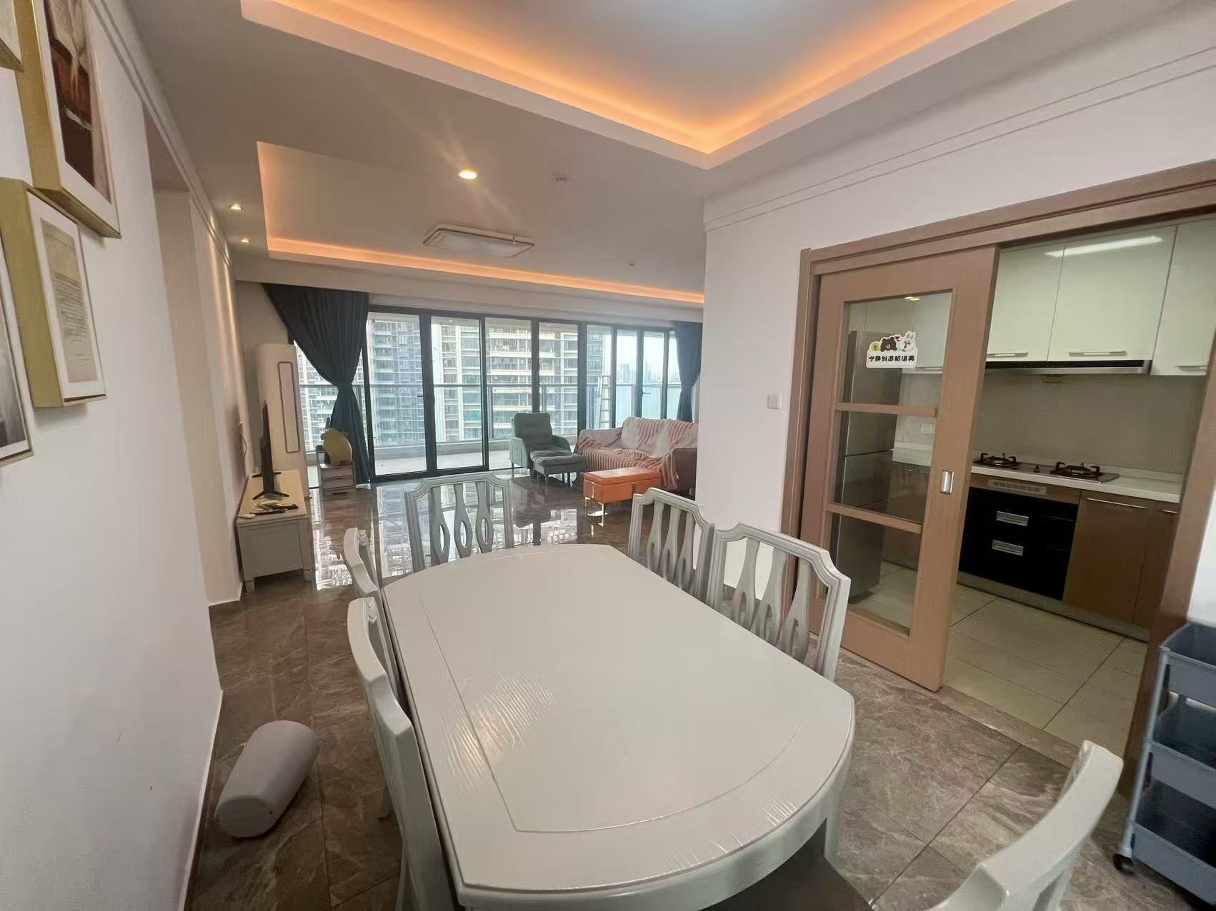 保利中央海岸四期(淳境、淳域) 3室2厅2卫 5500.0元/月 保利中央海岸四期(淳境、淳域) 3室2厅2卫 5500.0元/月室内图