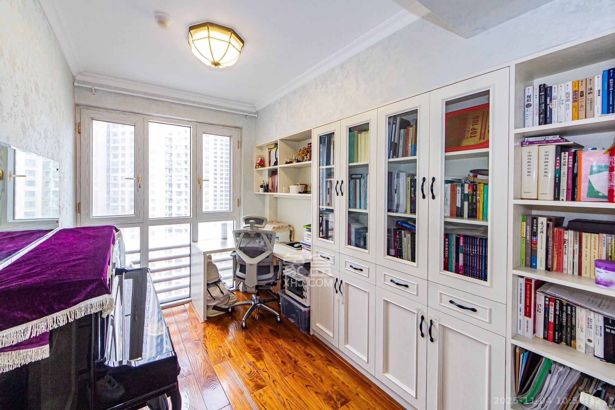 北辰三角洲E4区 4室2厅2卫 4900.0元/月 北辰三角洲E4区 4室2厅2卫 4900.0元/月室内图