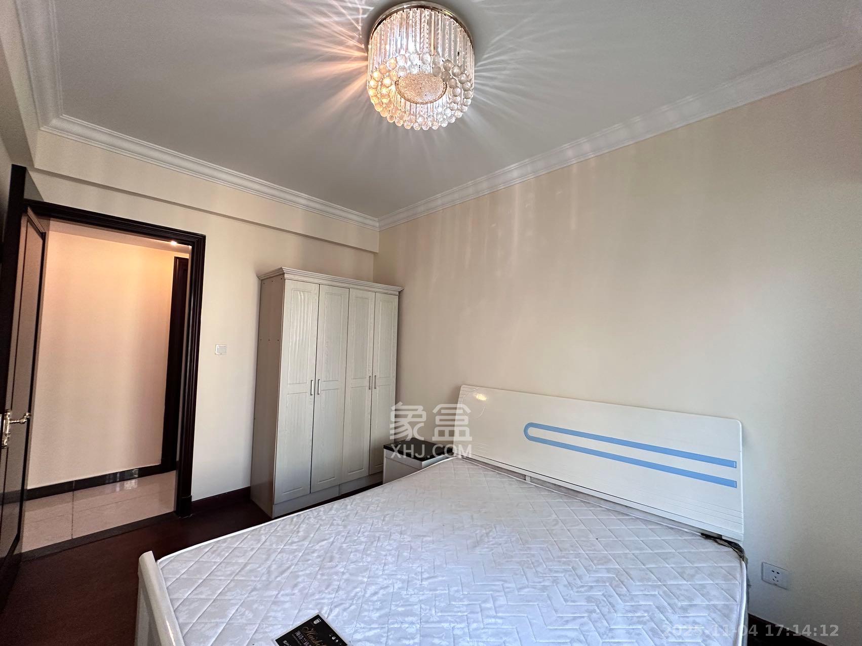 恒大雅苑 3室2厅1卫 2500.0元/月 恒大雅苑 3室2厅1卫 2500.0元/月室内图