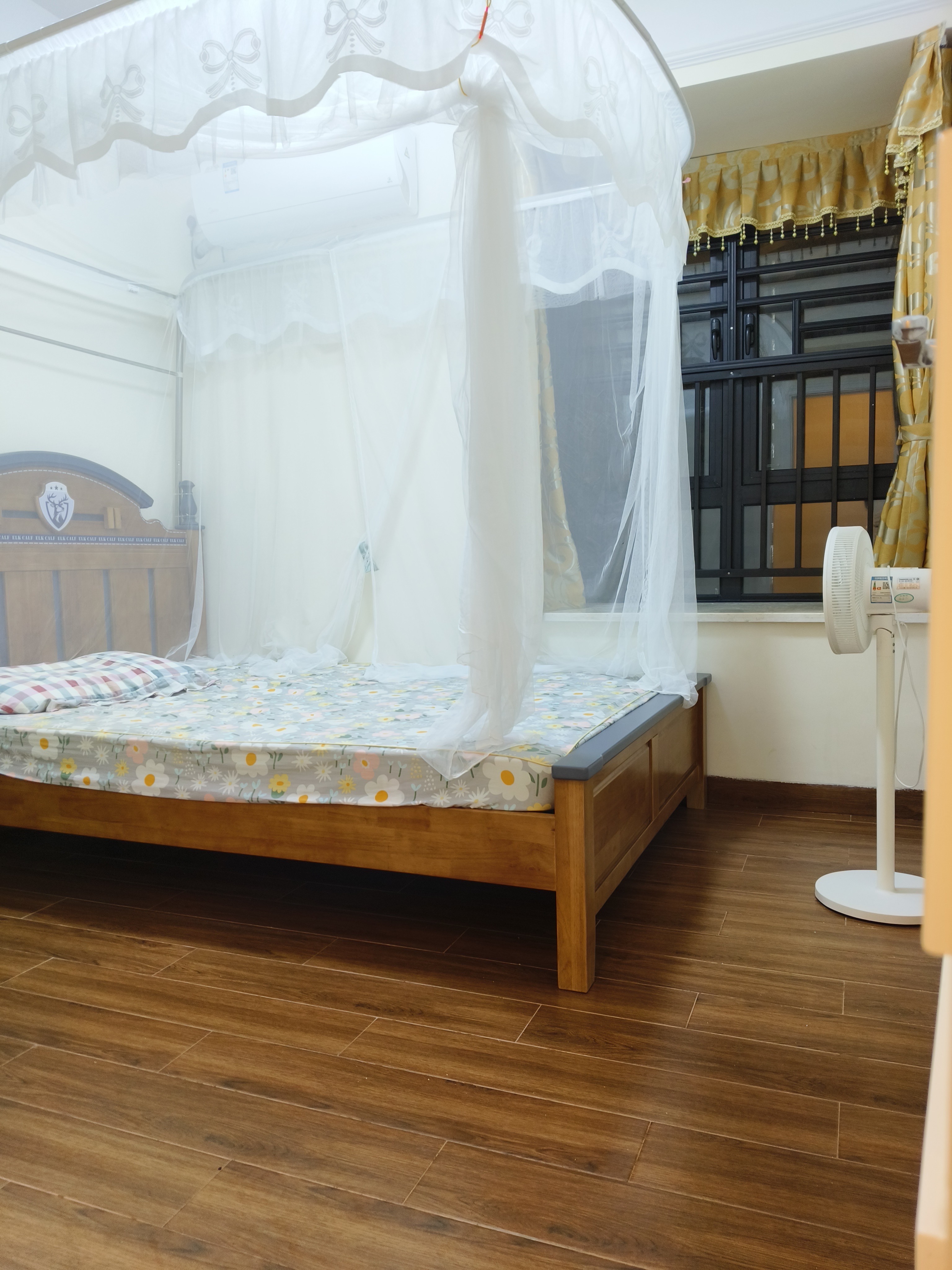 滨江世纪佳城（北区）  4室2厅2卫    3000.0元/月室内图