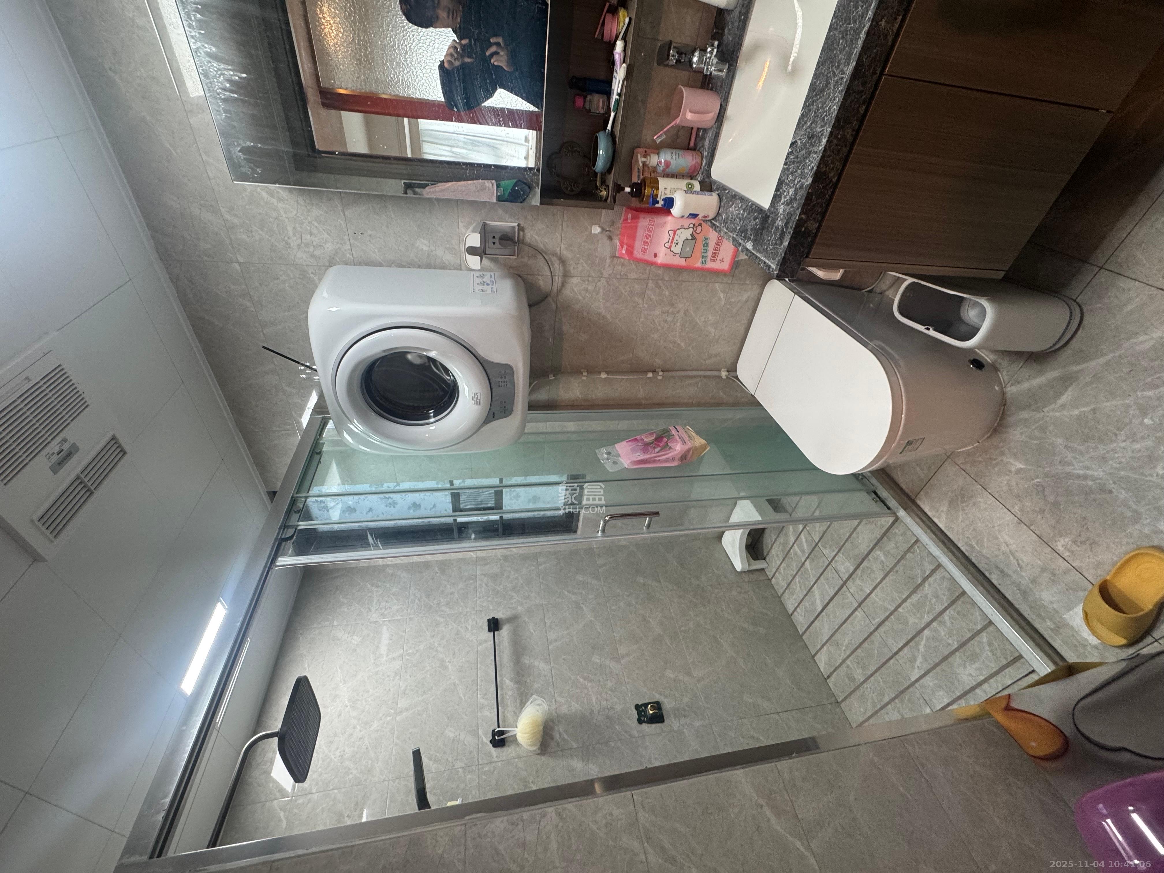 中海阅溪府  4室1厅2卫    6000.0元/月室内图