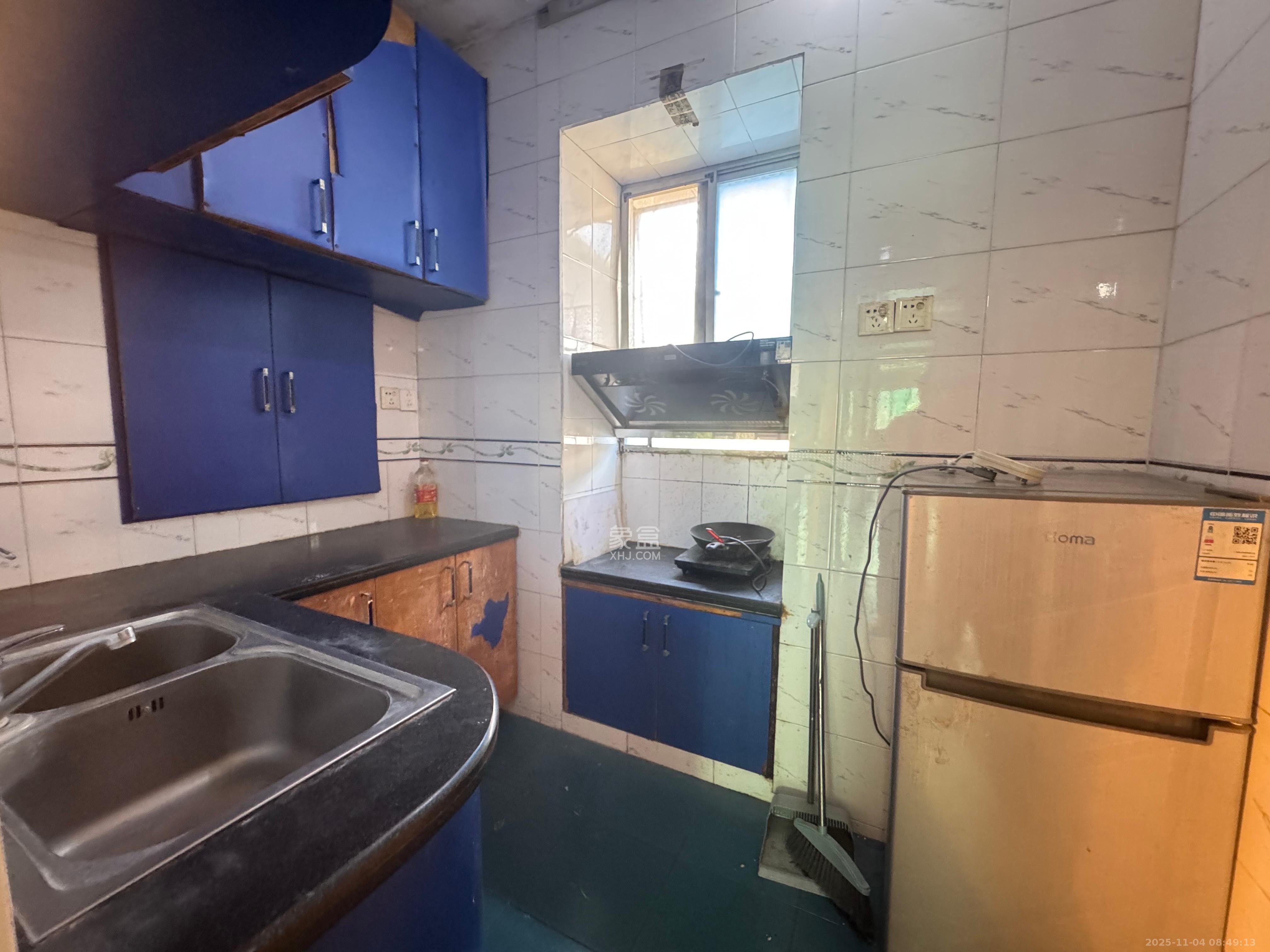 茶园坡社区(原王家冲社区) 3室1厅1卫 1300.0元/月 茶园坡社区(原王家冲社区) 3室1厅1卫 1300.0元/月室内图