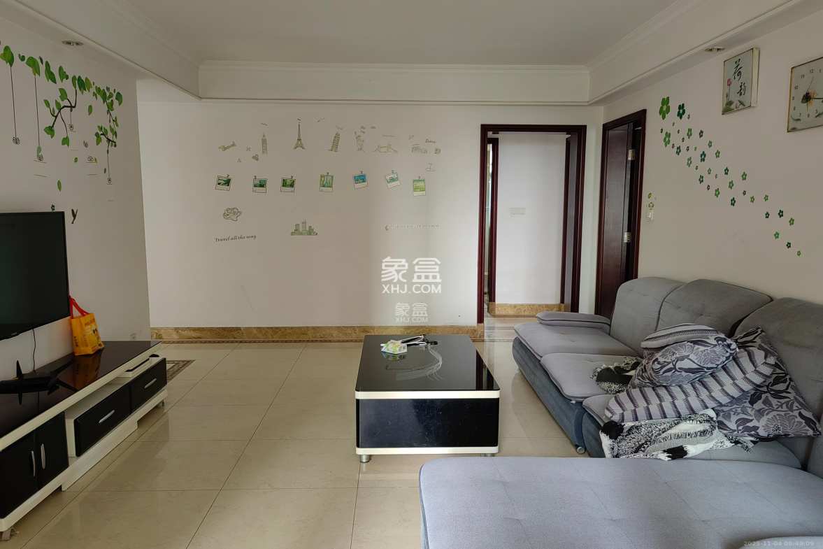 中海国际一期 3室2厅2卫 2100.0元/月 中海国际一期 3室2厅2卫 2100.0元/月室内图