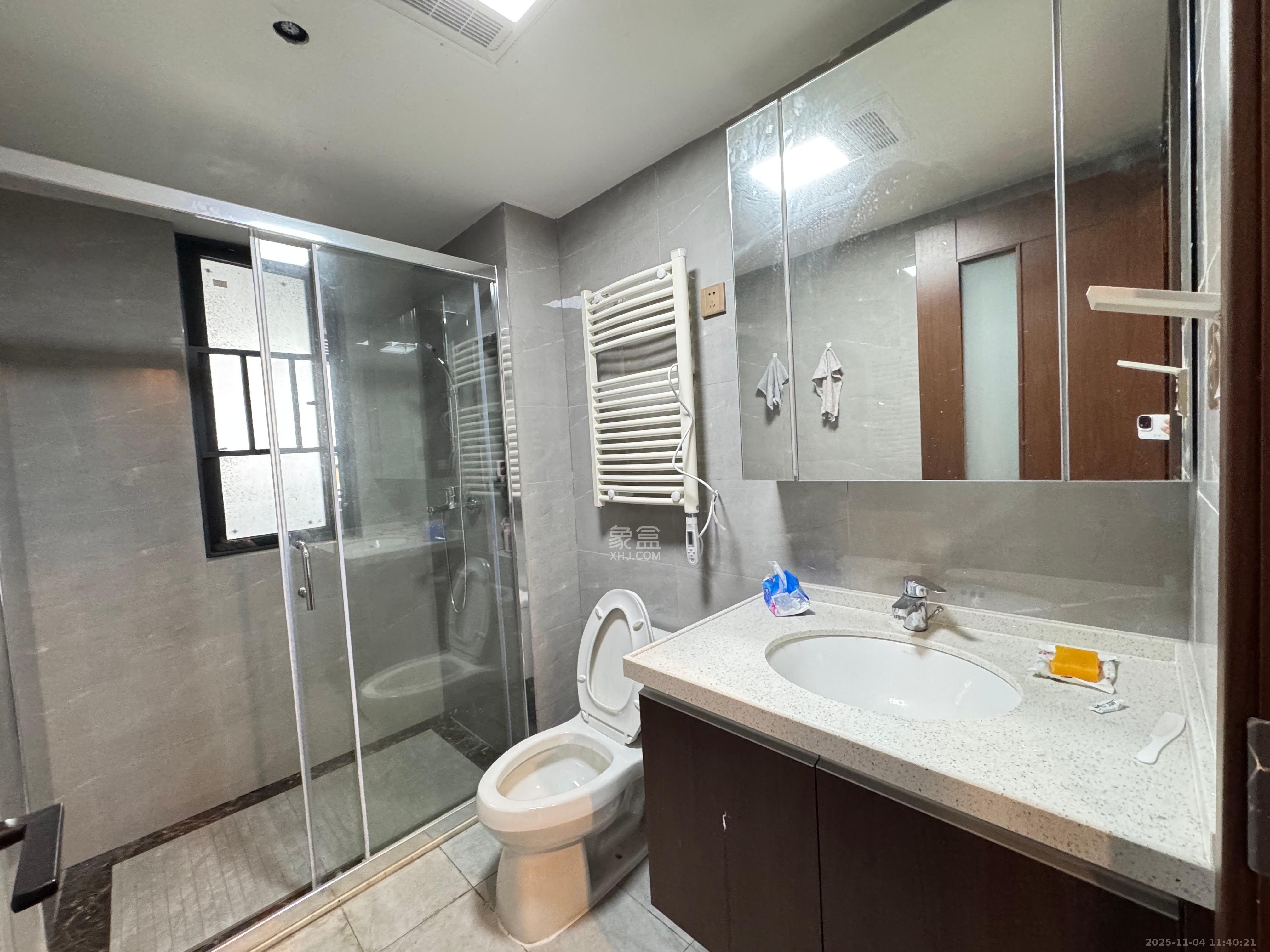 绿地长沙城际空间站（柏仕佳苑）  3室2厅1卫    3300.0元/月室内图