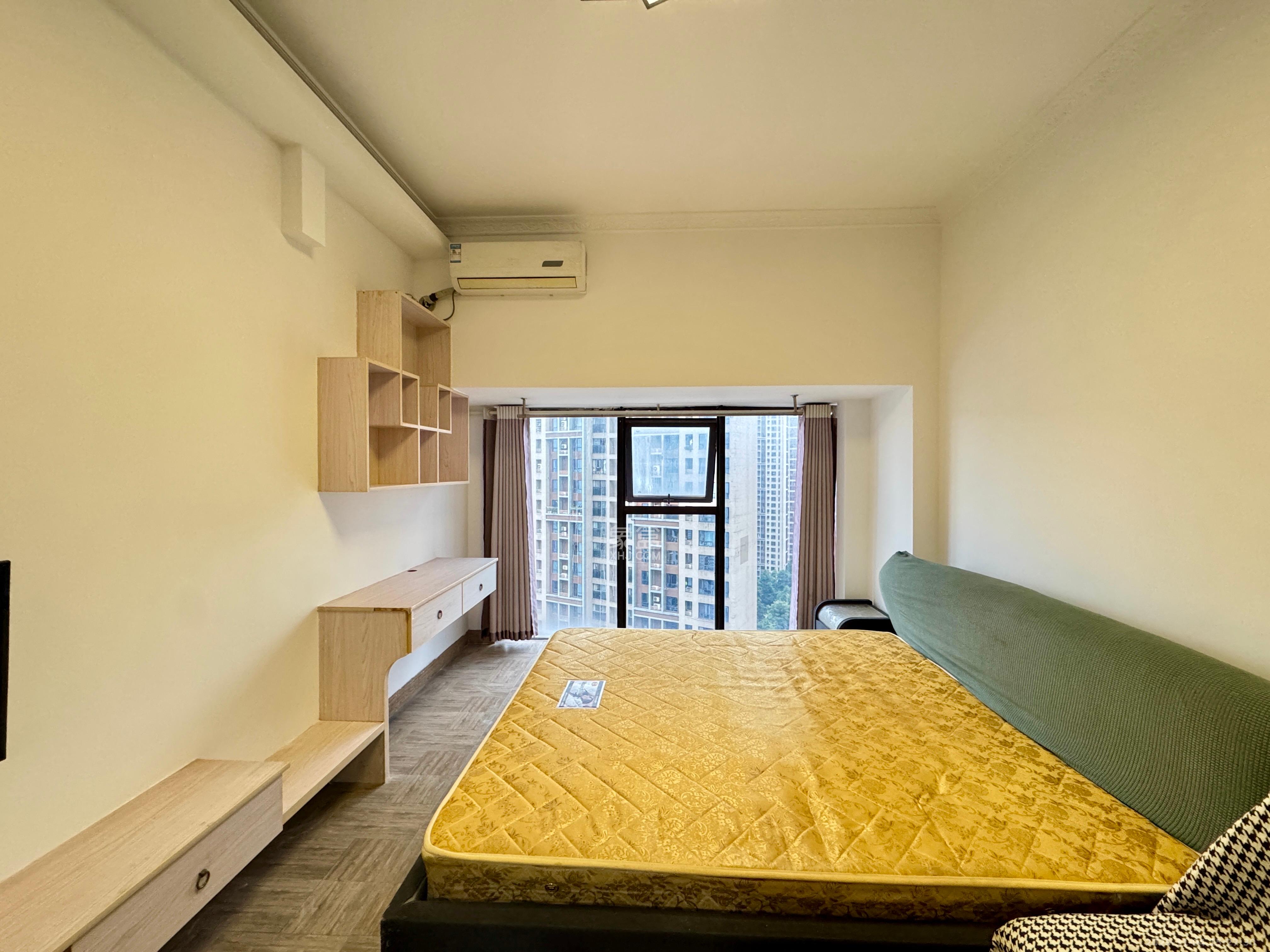 达美D6区  1室1厅1卫    1500.0元/月室内图