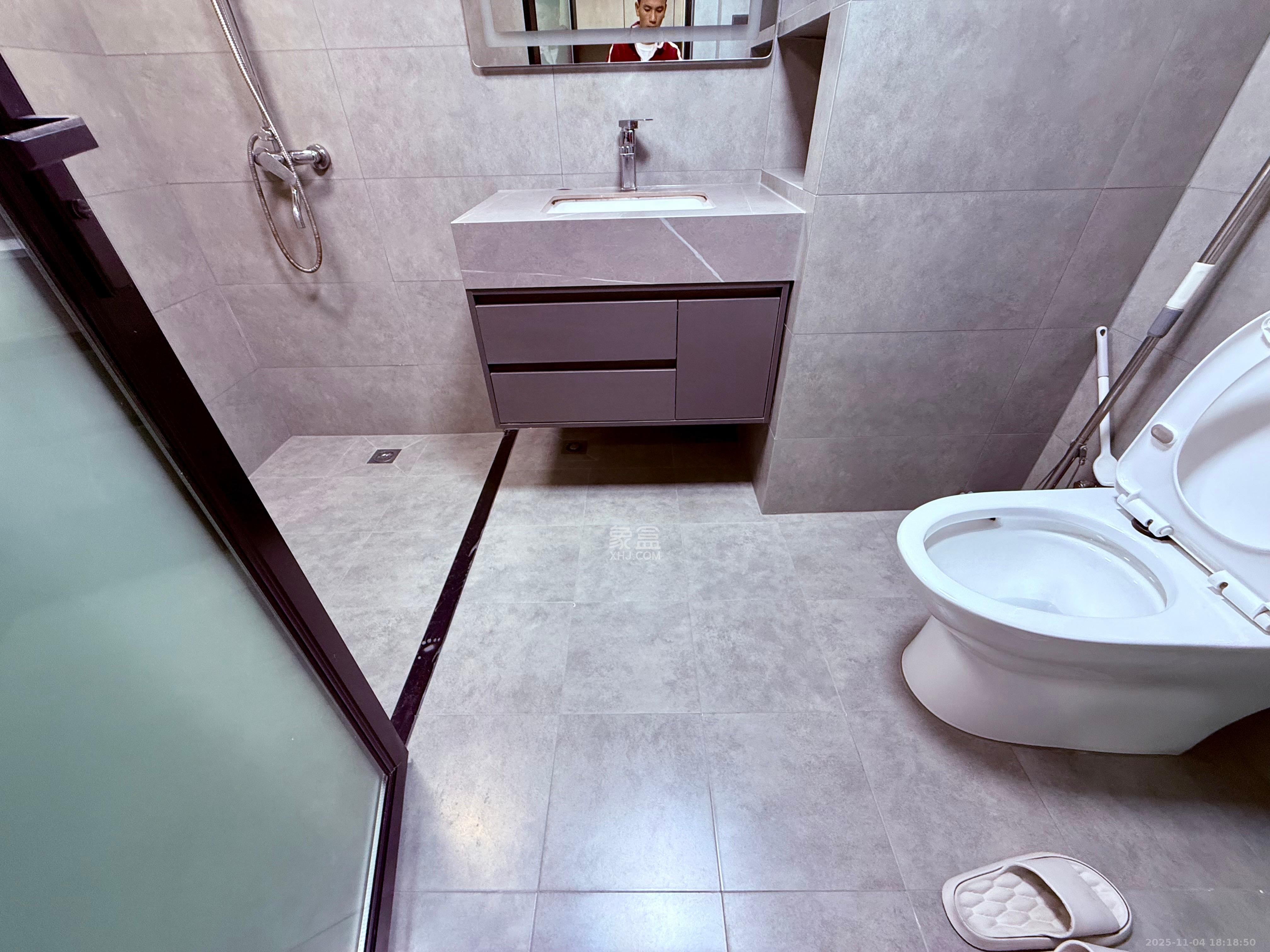 藏珑湖上公馆  1室1厅1卫    2800.0元/月室内图