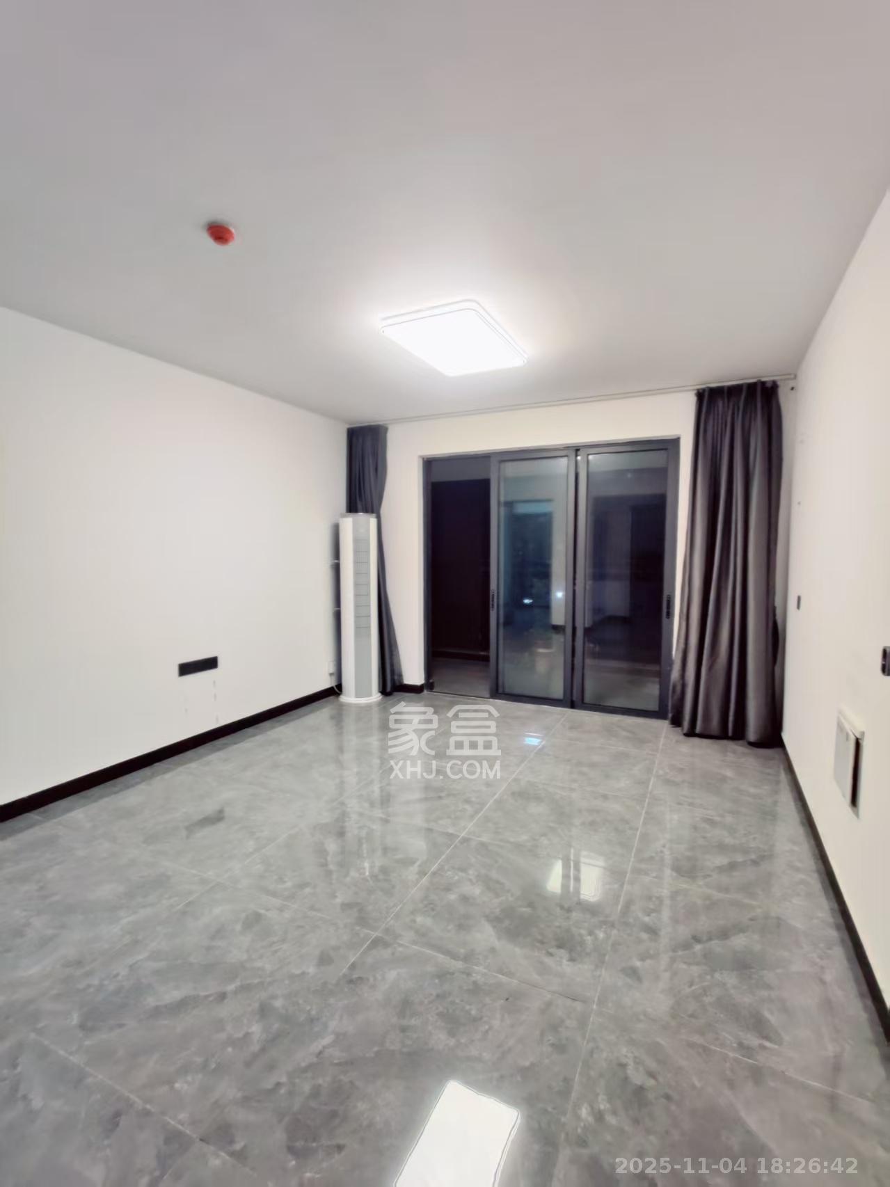 明发阅江悦府 4室2厅2卫 2500.0元/月 明发阅江悦府 4室2厅2卫 2500.0元/月室内图