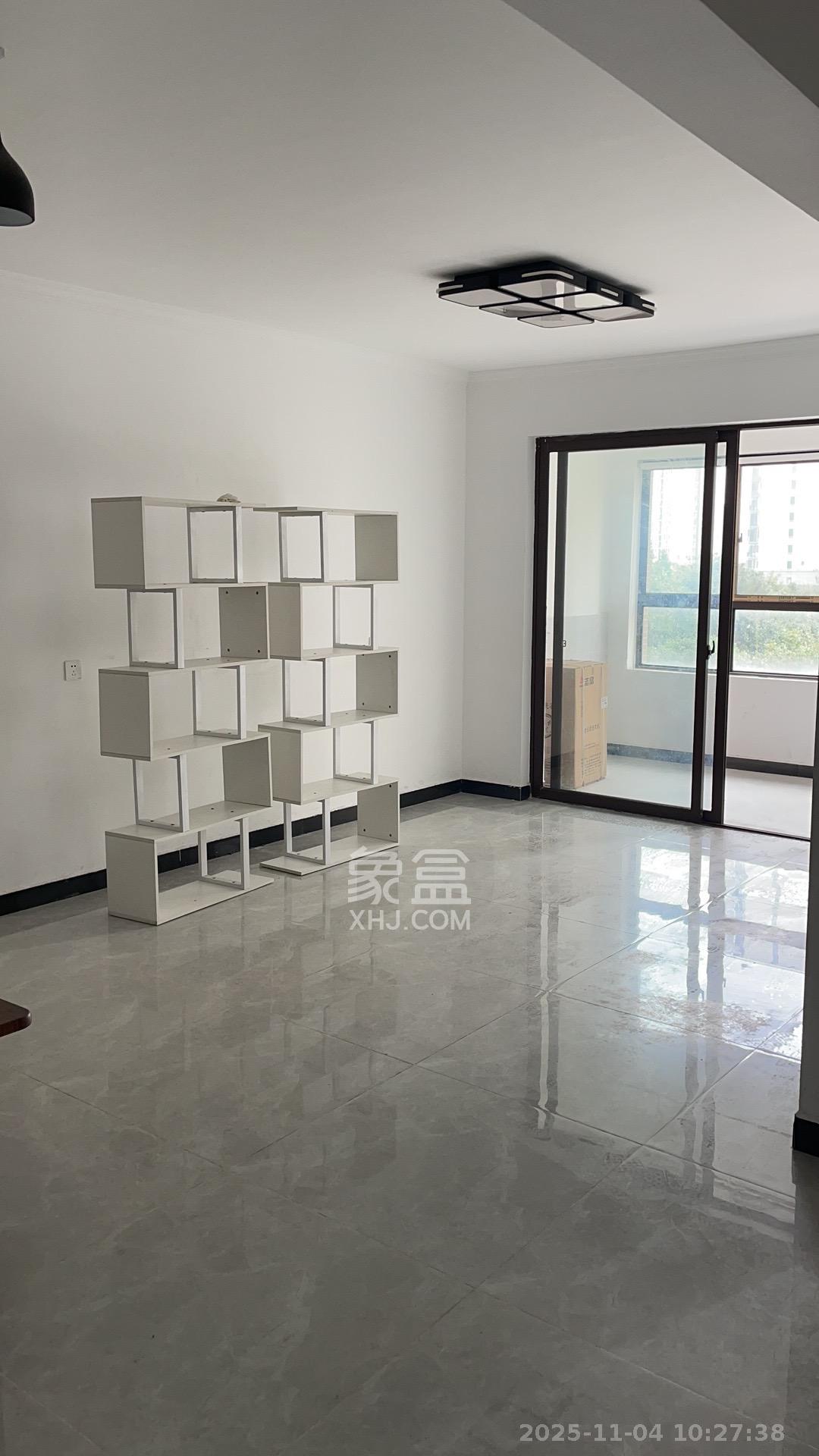 盛景谷山里  2室1厅1卫    1600.0元/月室内图