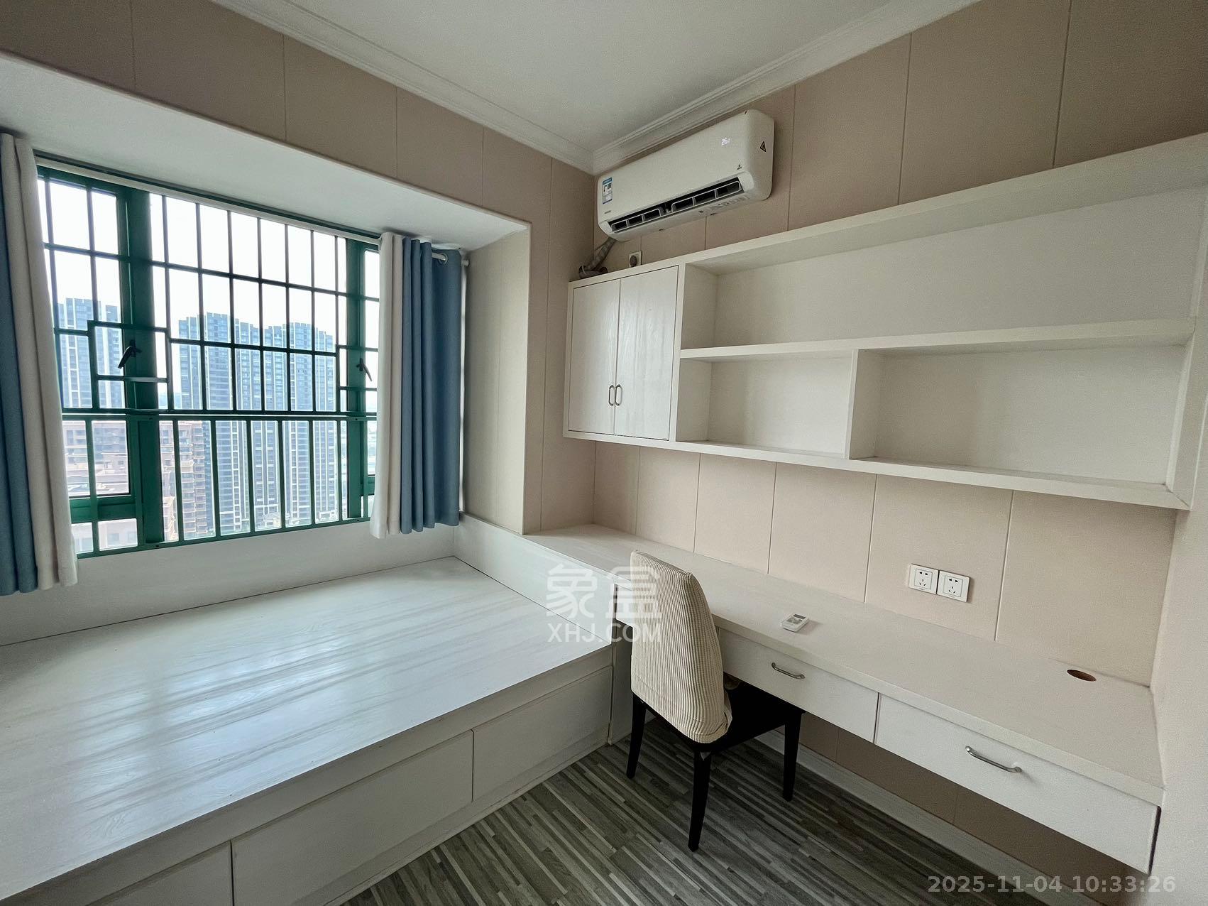 九华富瑶天下  4室2厅2卫    2300.0元/月