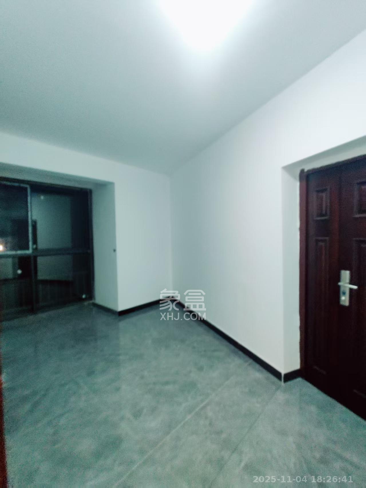 明发阅江悦府 4室2厅2卫 2500.0元/月 明发阅江悦府 4室2厅2卫 2500.0元/月室内图