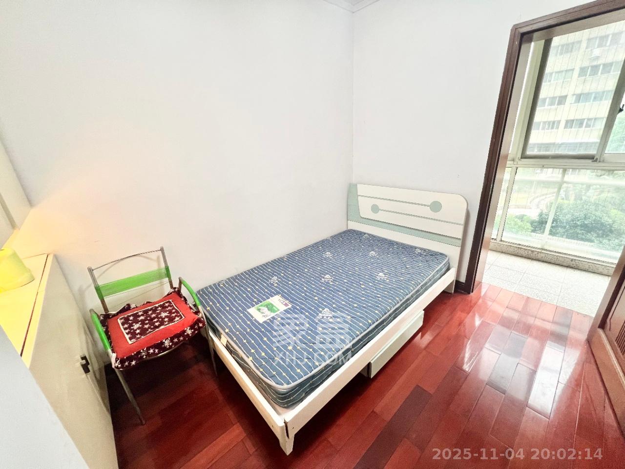 星语林名园  4室2厅2卫    2300.0元/月室内图