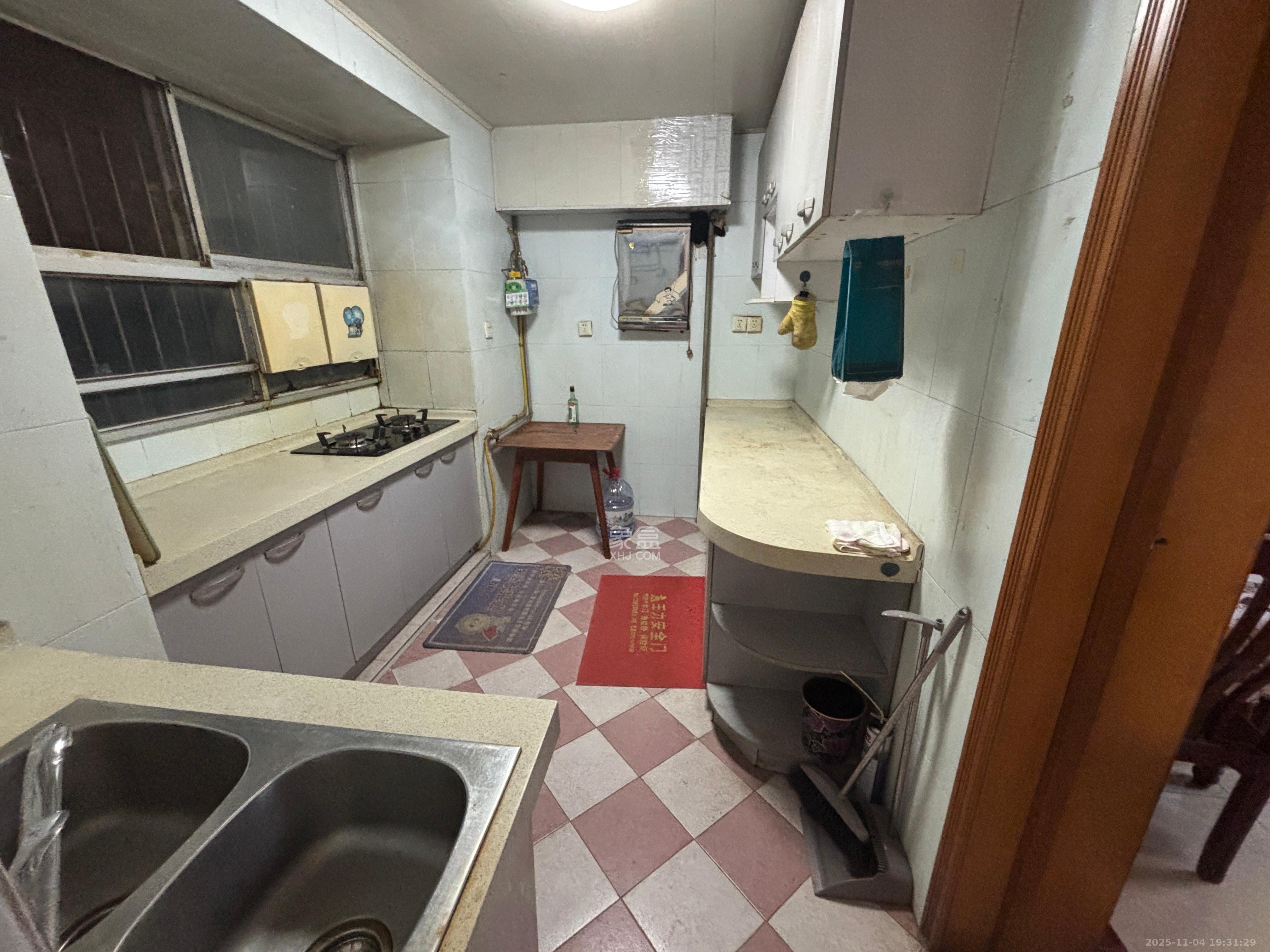 湘雅医学院(湘雅附一北院) 2室2厅1卫 2000.0元/月 湘雅医学院(湘雅附一北院) 2室2厅1卫 2000.0元/月室内图