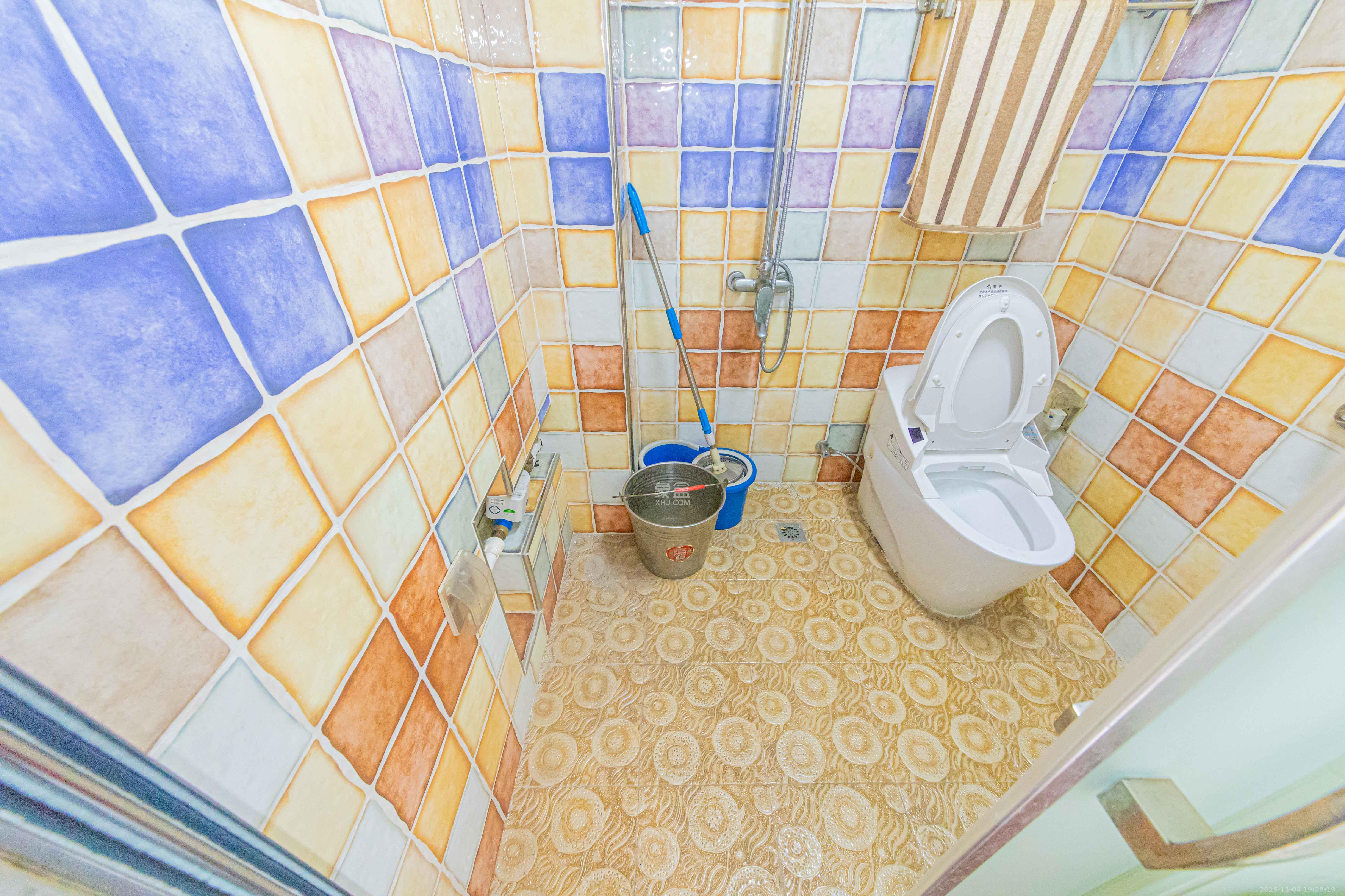 天悦嘉园 2室2厅1卫 58.0万 天悦嘉园 2室2厅1卫 58.0万卫生间