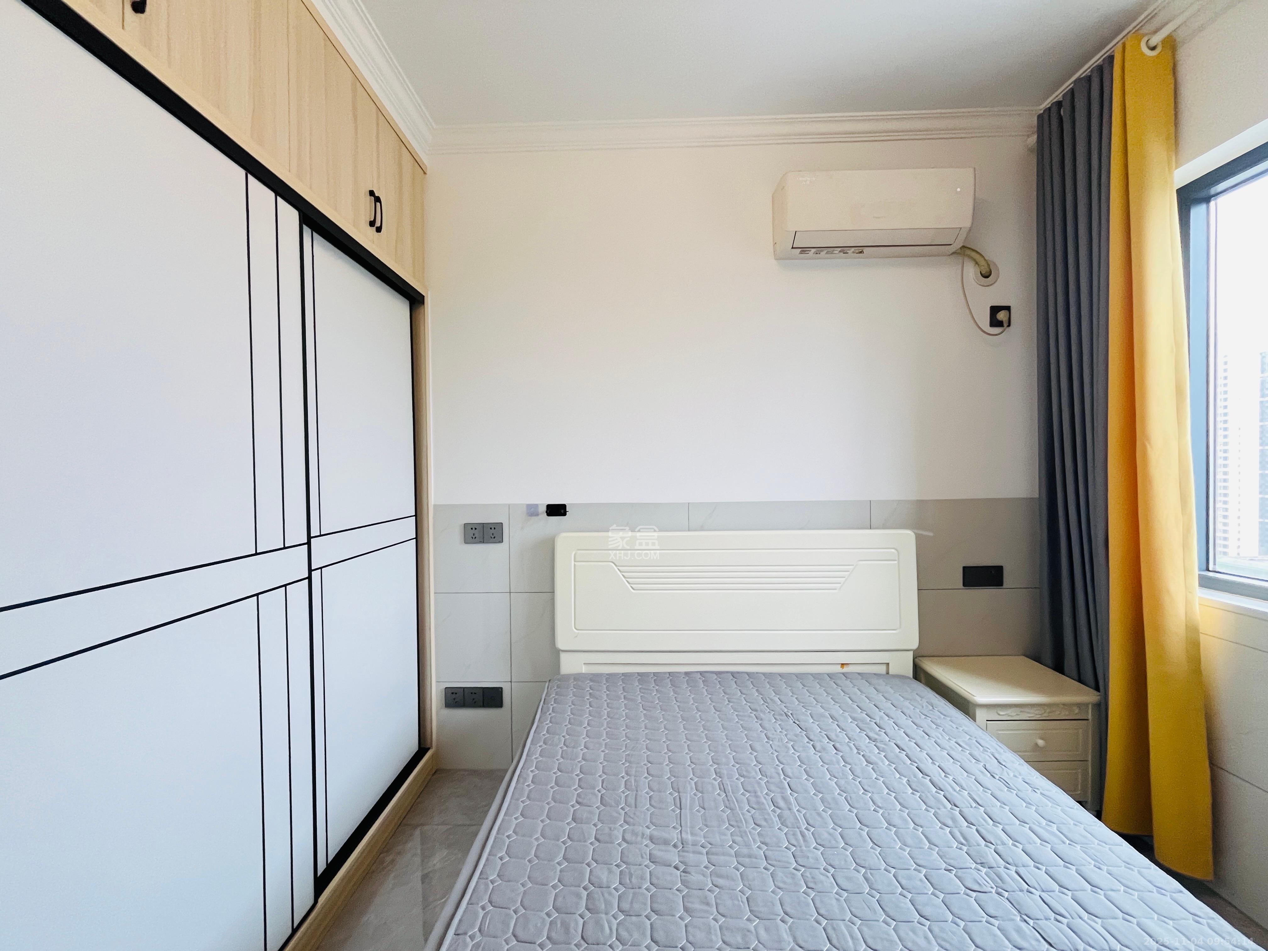 燕珑新寓  3室2厅2卫    2800.0元/月室内图