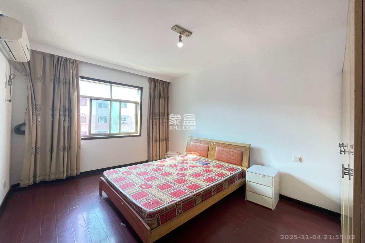 黄泥岭社区 2室2厅1卫 1800.0元/月 黄泥岭社区 2室2厅1卫 1800.0元/月室内图