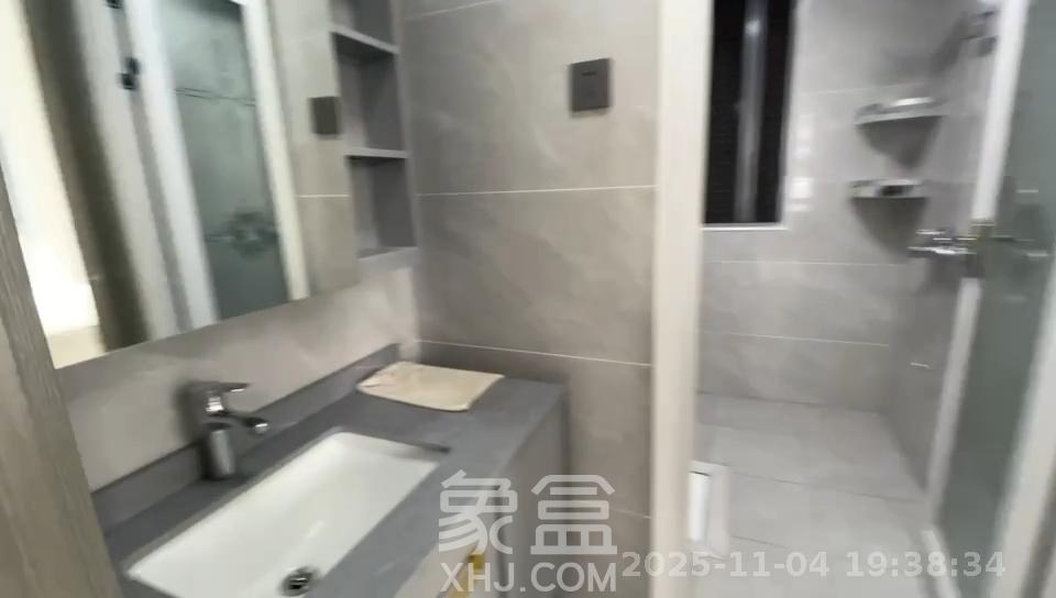 保利天禧D区  3室2厅1卫    3800.0元/月室内图