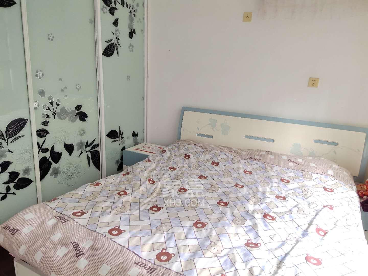 麓谷沐春园  2室2厅1卫    1400.0元/月室内图