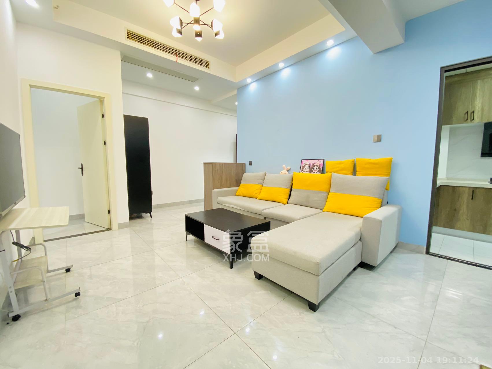 江南华府  2室1厅1卫    2400.0元/月