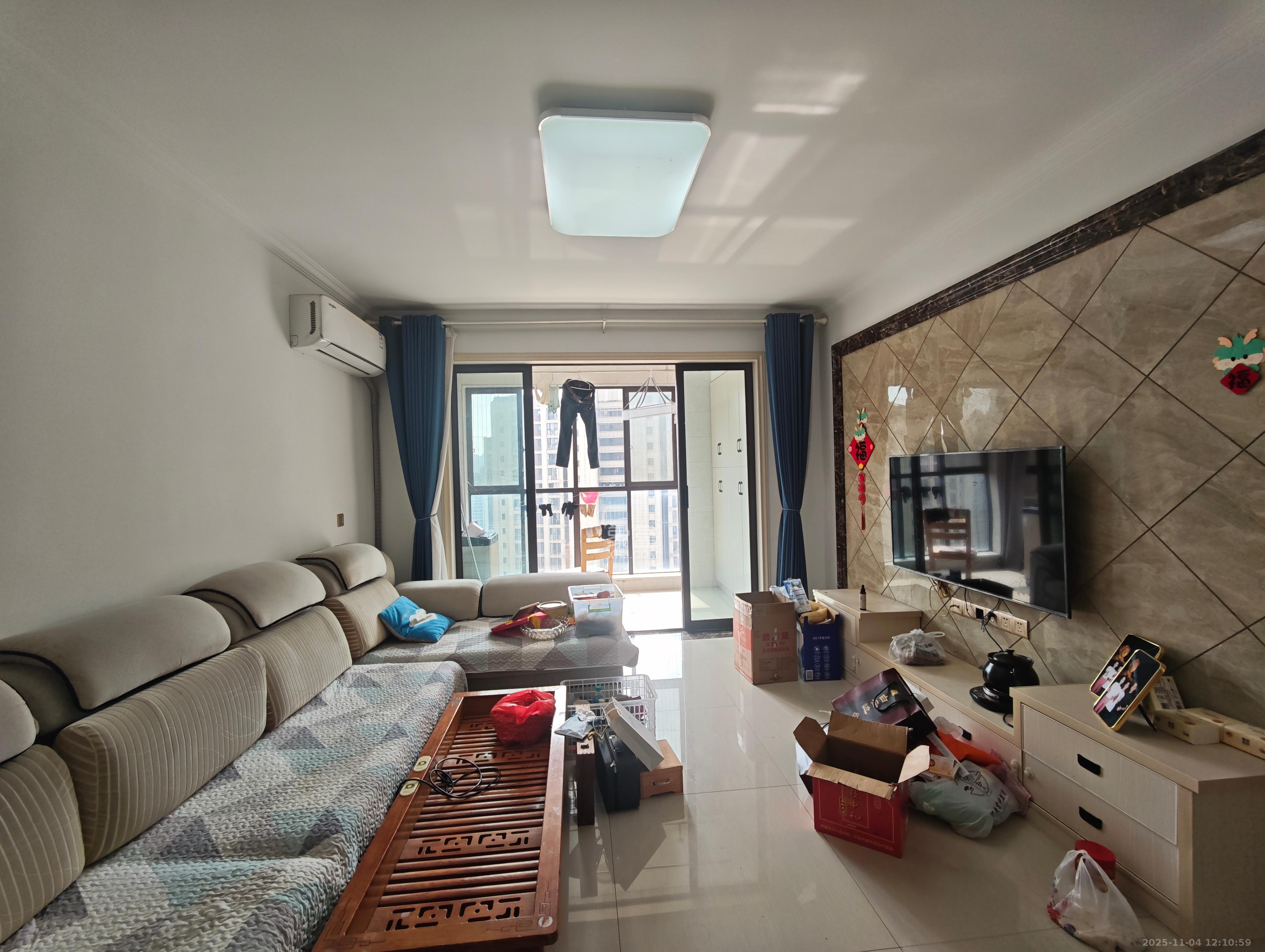 中交中央公园D1区  3室2厅2卫    2800.0元/月室内图