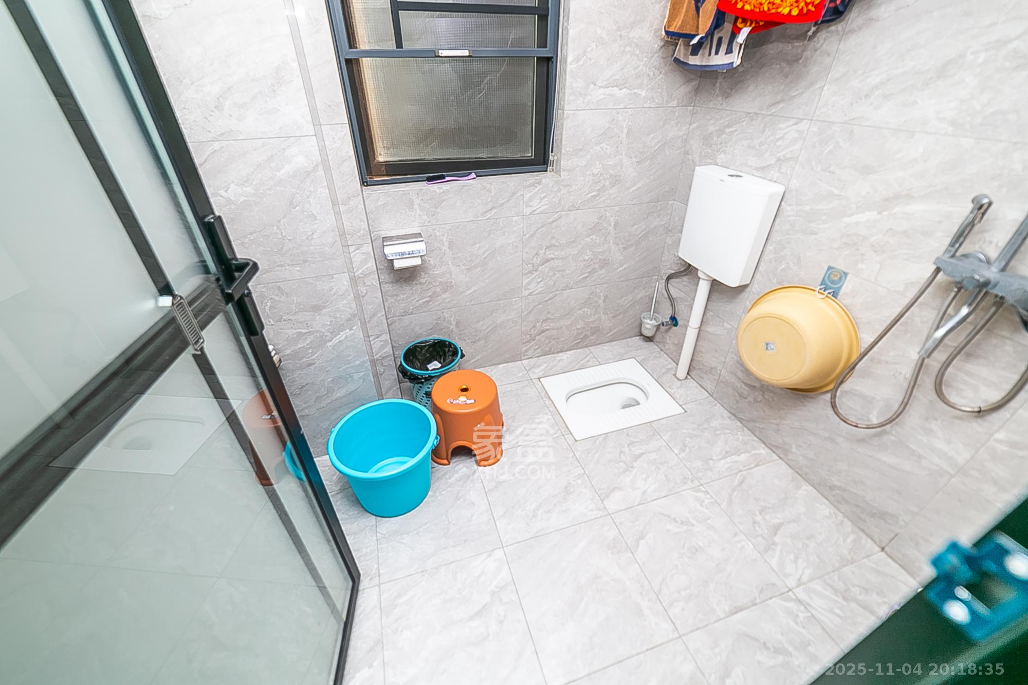 华银南苑融域  3室2厅1卫    105.0万其他