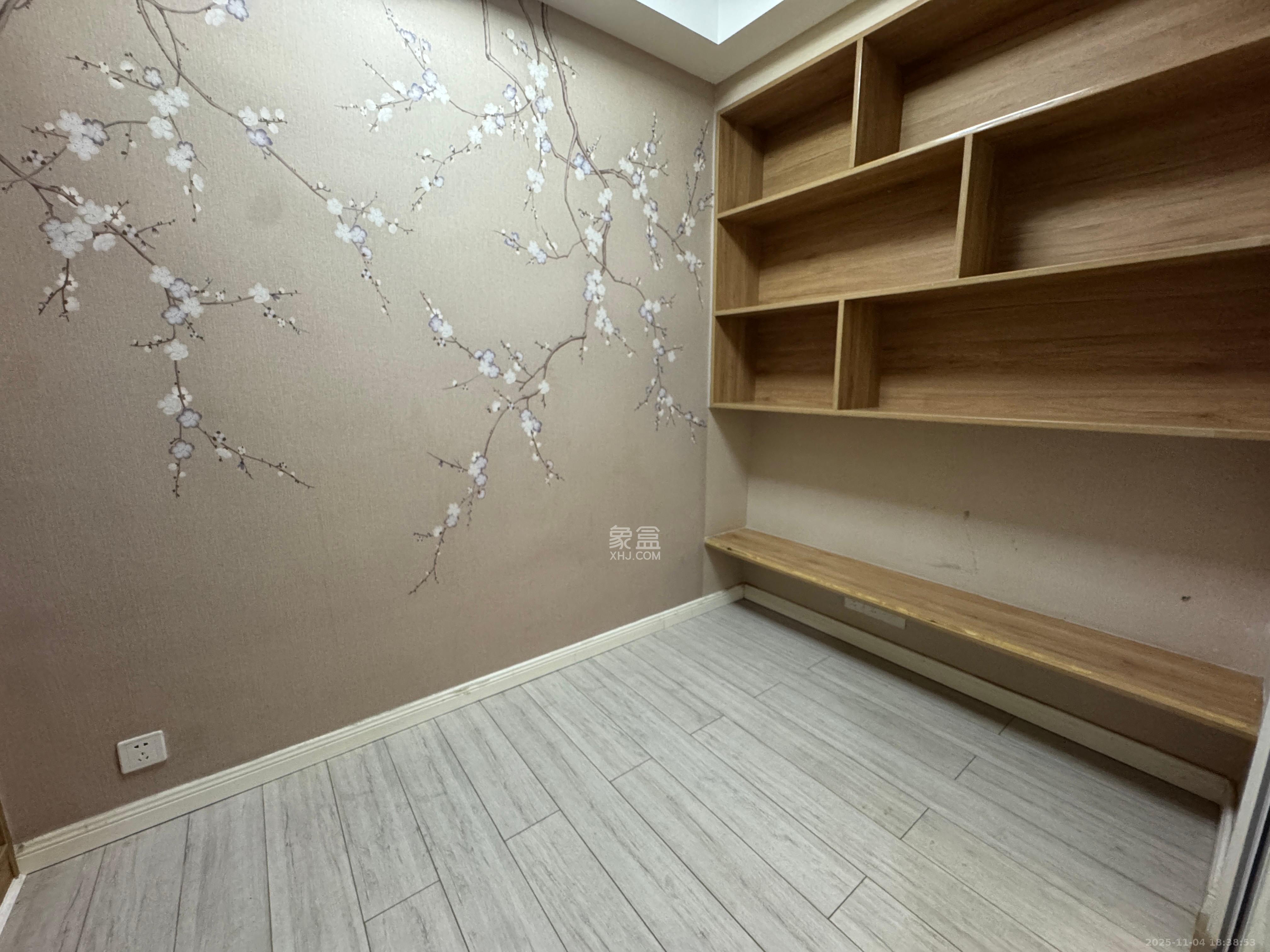 荣悦台  3室2厅1卫    3800.0元/月室内图