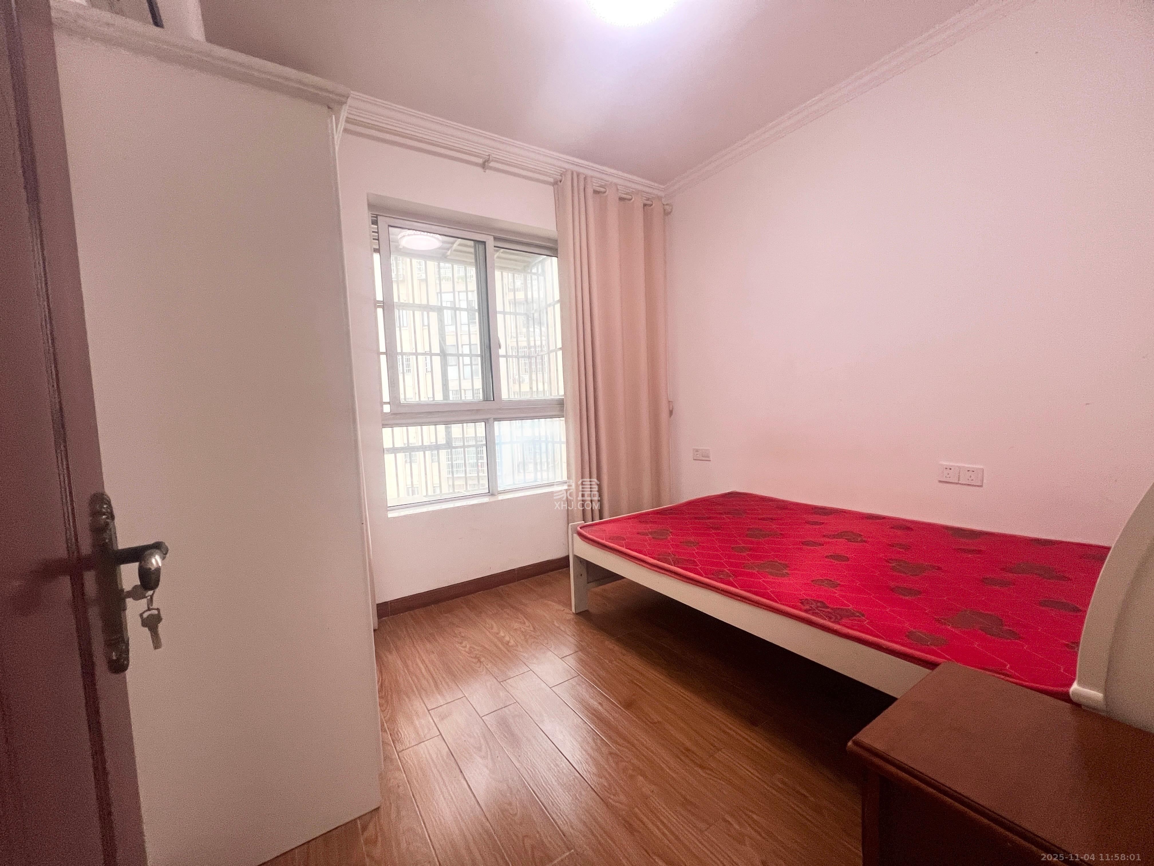 爱琴海岸  3室1厅1卫    1400.0元/月室内图