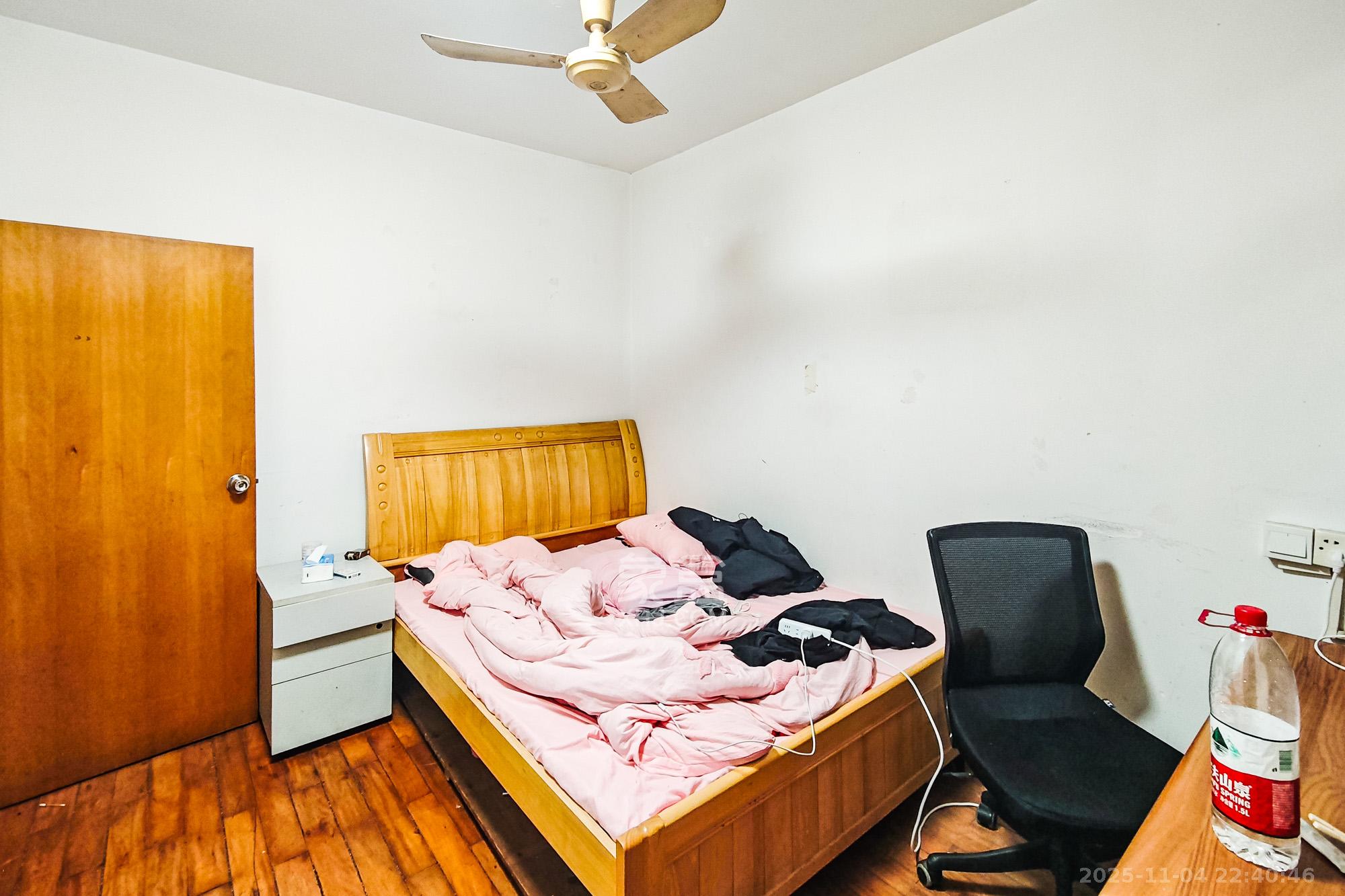 陈家湖小区 3室1厅1卫 80.0万 陈家湖小区 3室1厅1卫 80.0万卧室