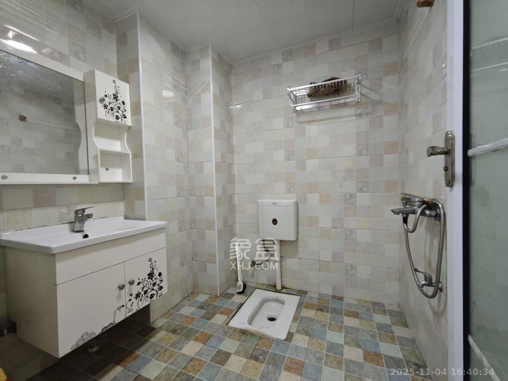 五矿万境水岸二期(五矿万境水岸和苑) 1室1厅1卫 1300.0元/月 五矿万境水岸二期(五矿万境水岸和苑) 1室1厅1卫 1300.0元/月室内图