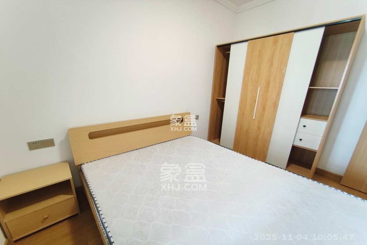 阳光城尚东湾青柠园 3室2厅1卫 2300.0元/月 阳光城尚东湾青柠园 3室2厅1卫 2300.0元/月室内图