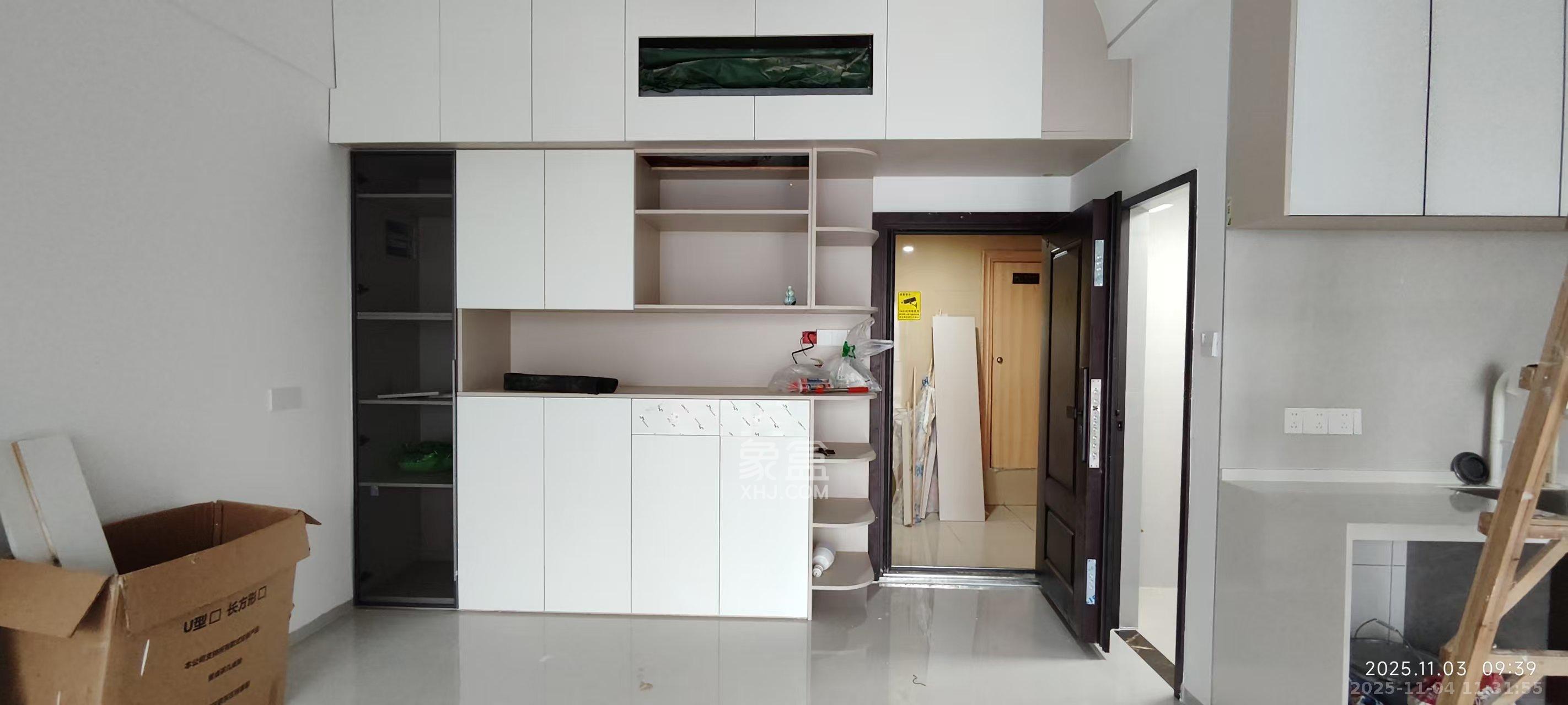 万坤图财富广场 2室1厅1卫 3500.0元/月 万坤图财富广场 2室1厅1卫 3500.0元/月室内图