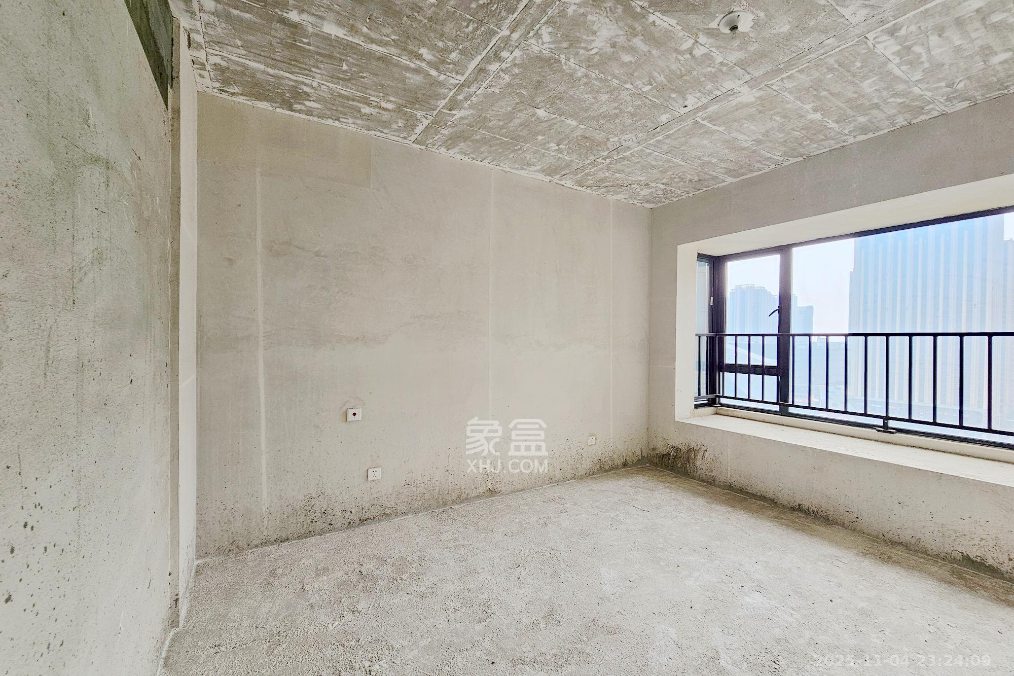 长房东旭国际 4室2厅2卫 145.0万 长房东旭国际 4室2厅2卫 145.0万卧室