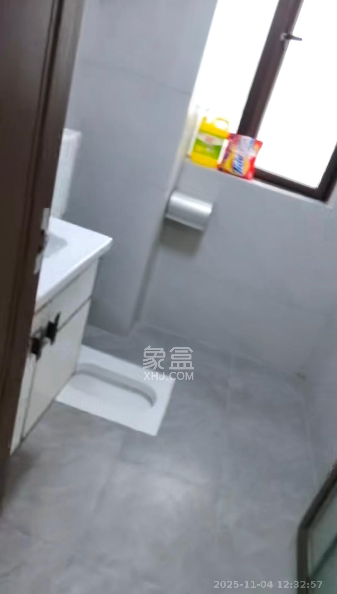 和润园三期  2室1厅1卫    2460.0元/月室内图