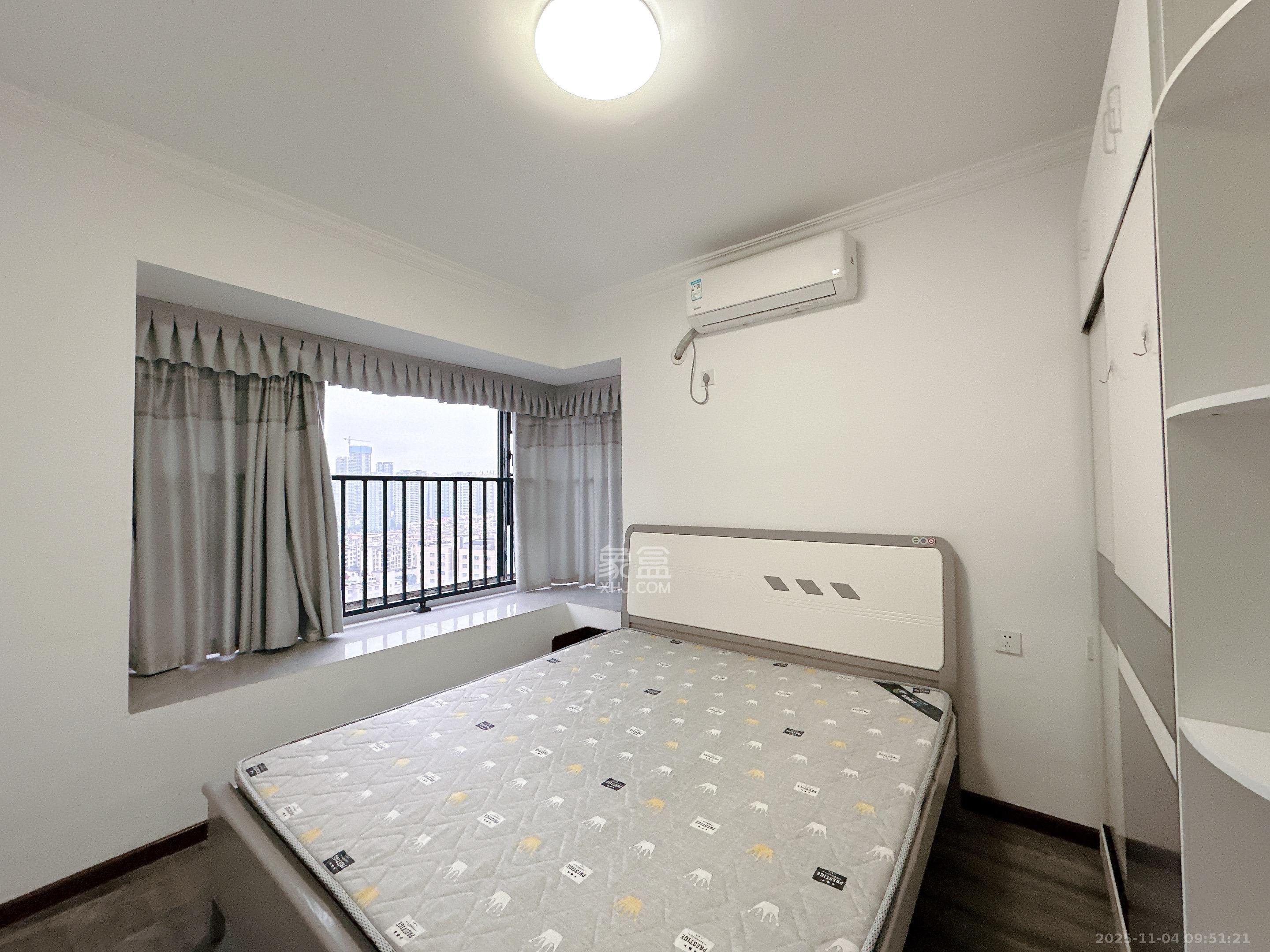 天健城 3室1厅1卫 3600.0元/月 天健城 3室1厅1卫 3600.0元/月室内图