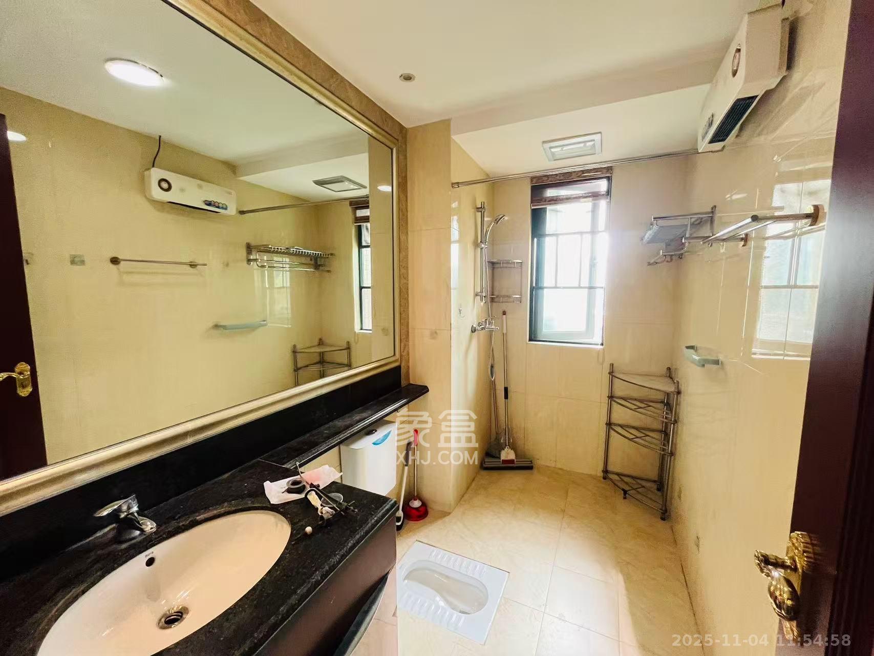 恒大御景湾  3室2厅1卫    3200.0元/月室内图