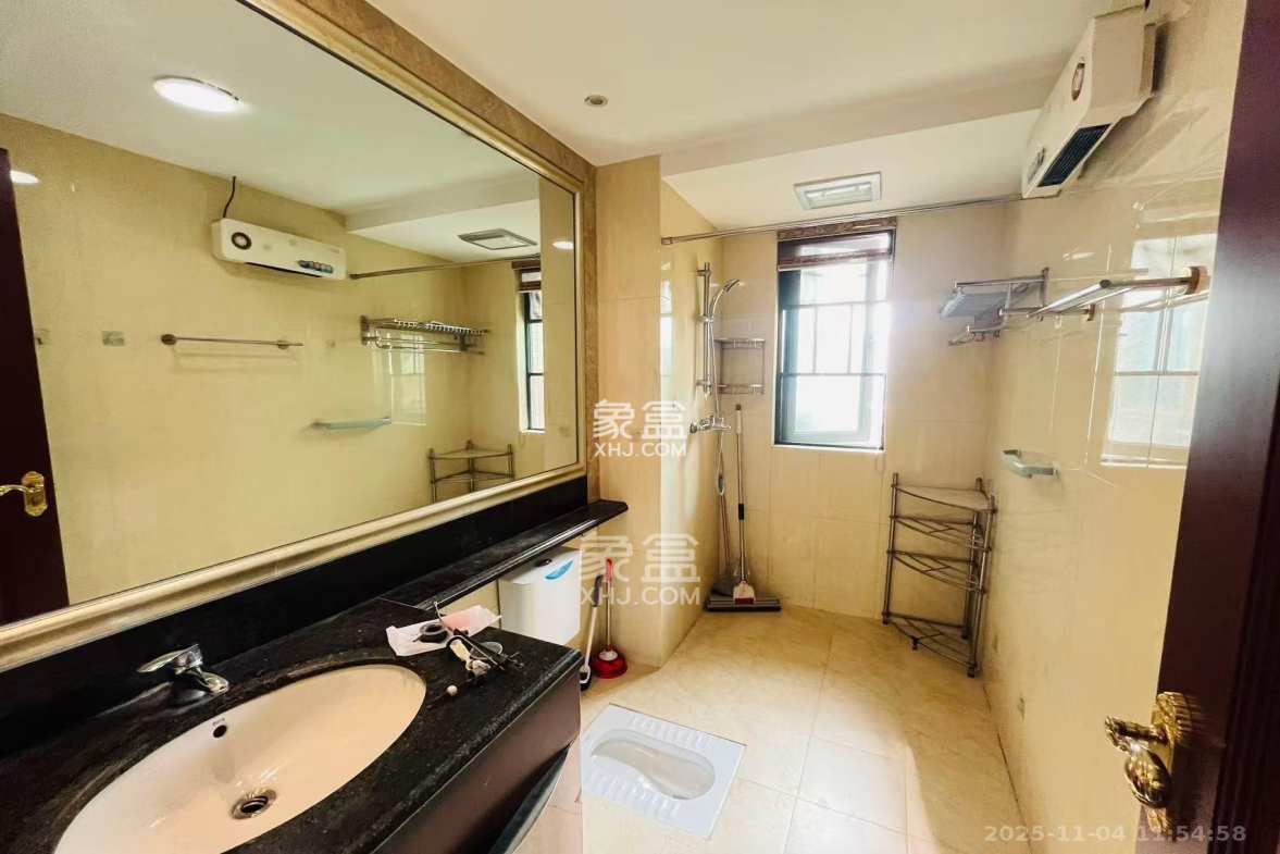 恒大御景湾 3室2厅1卫 3200.0元/月 恒大御景湾 3室2厅1卫 3200.0元/月室内图