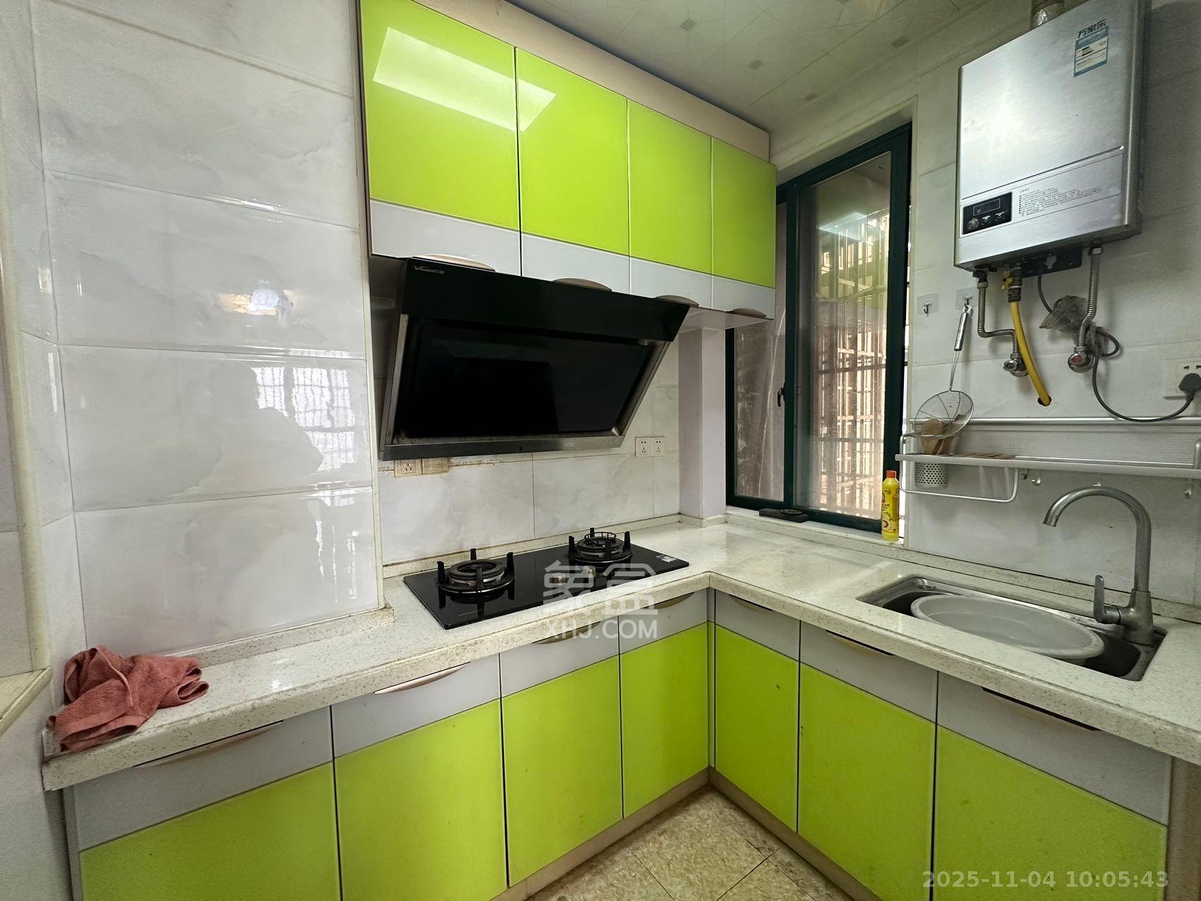 维一星城原山苑  3室2厅1卫    2300.0元/月室内图