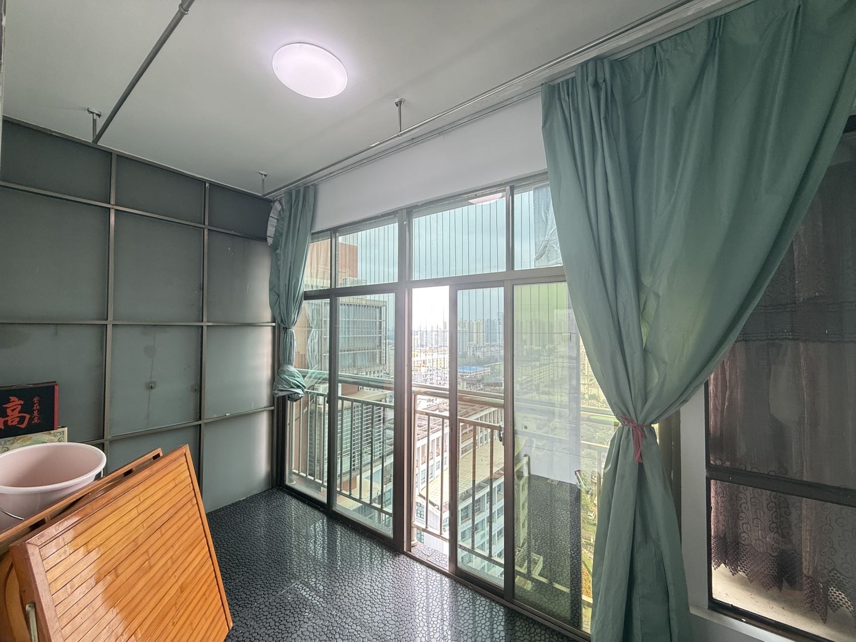 九九华府（一期）  1室0厅0卫    109.0万